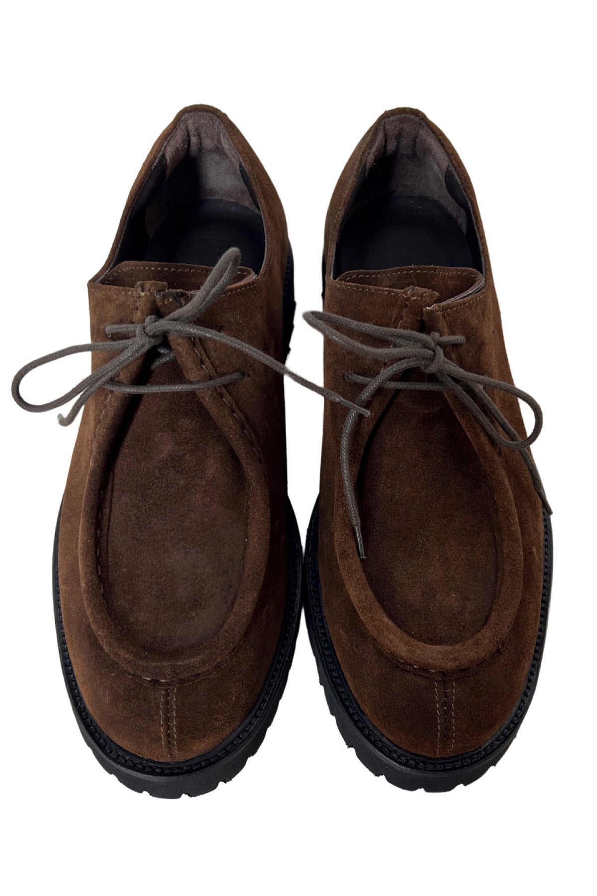 Scarpe stringate da uomo marroni in camoscio con chiusura lacci e suola carrarmato made in italy