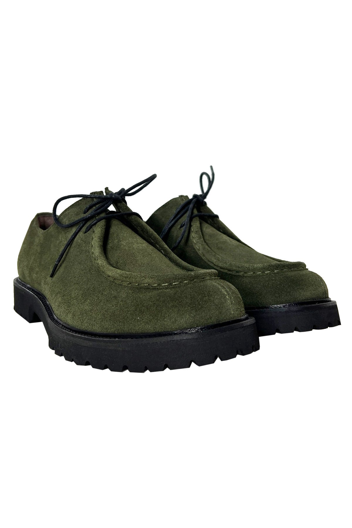 Scarpe stringate da uomo verde militare in camoscio con chiusura lacci e suola carrarmato made in italy