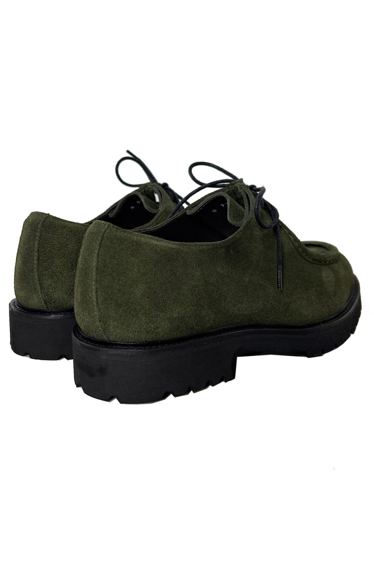 Scarpe stringate da uomo verde militare in camoscio con chiusura lacci e suola carrarmato made in italy