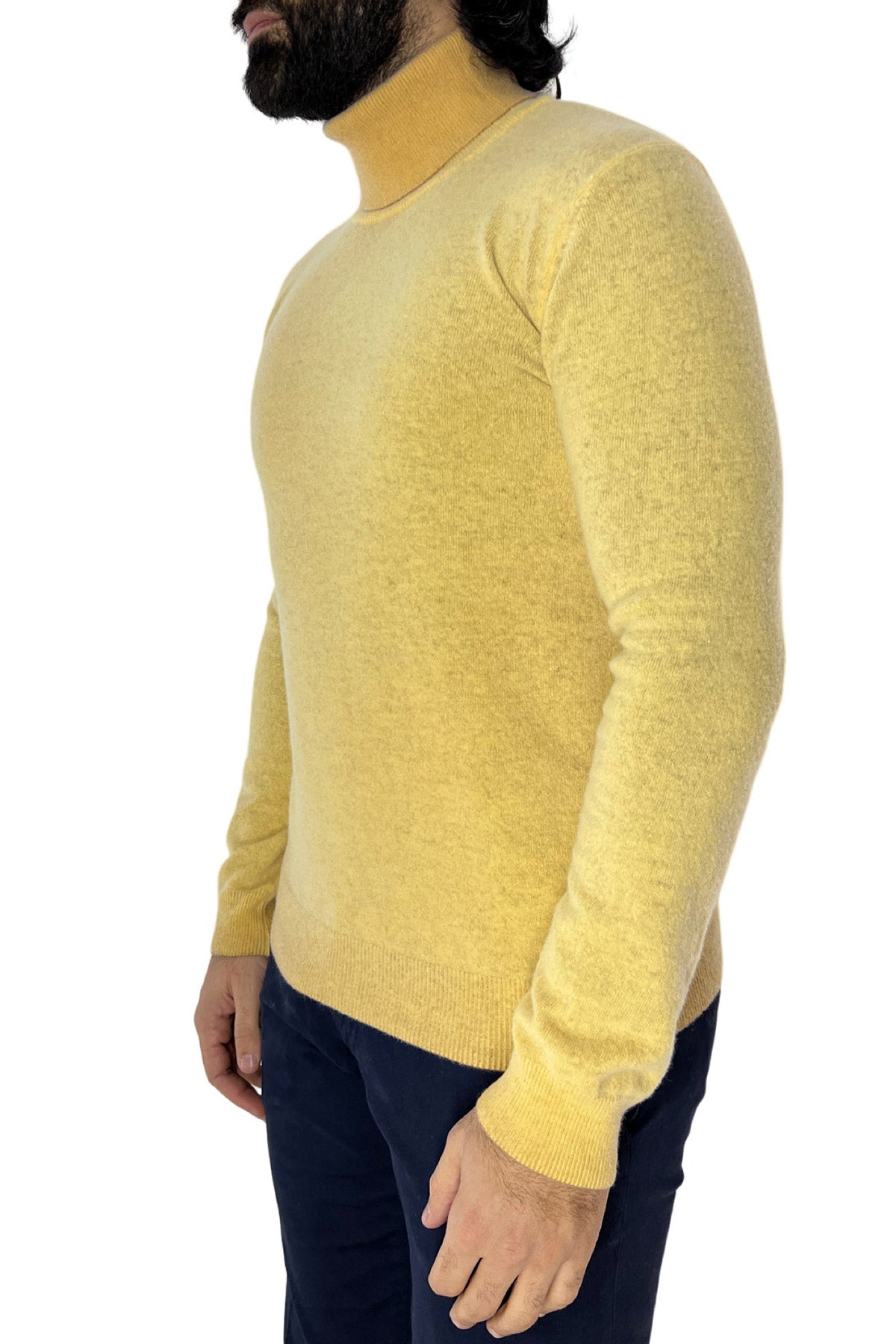 Maglione collo alto da uomo giallo stone wash in lana made in italy tinta unita