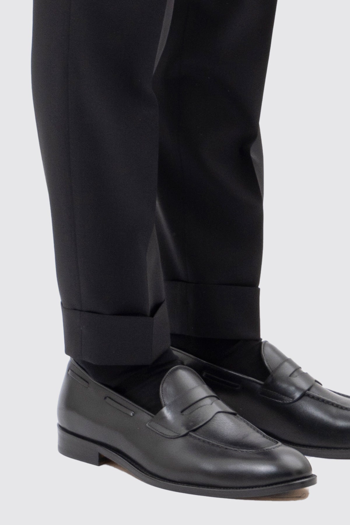 Pantalone uomo nero vita alta doppia pinces in fresco lana super 130's Vitale Barberis Canonico risvolto 5cm