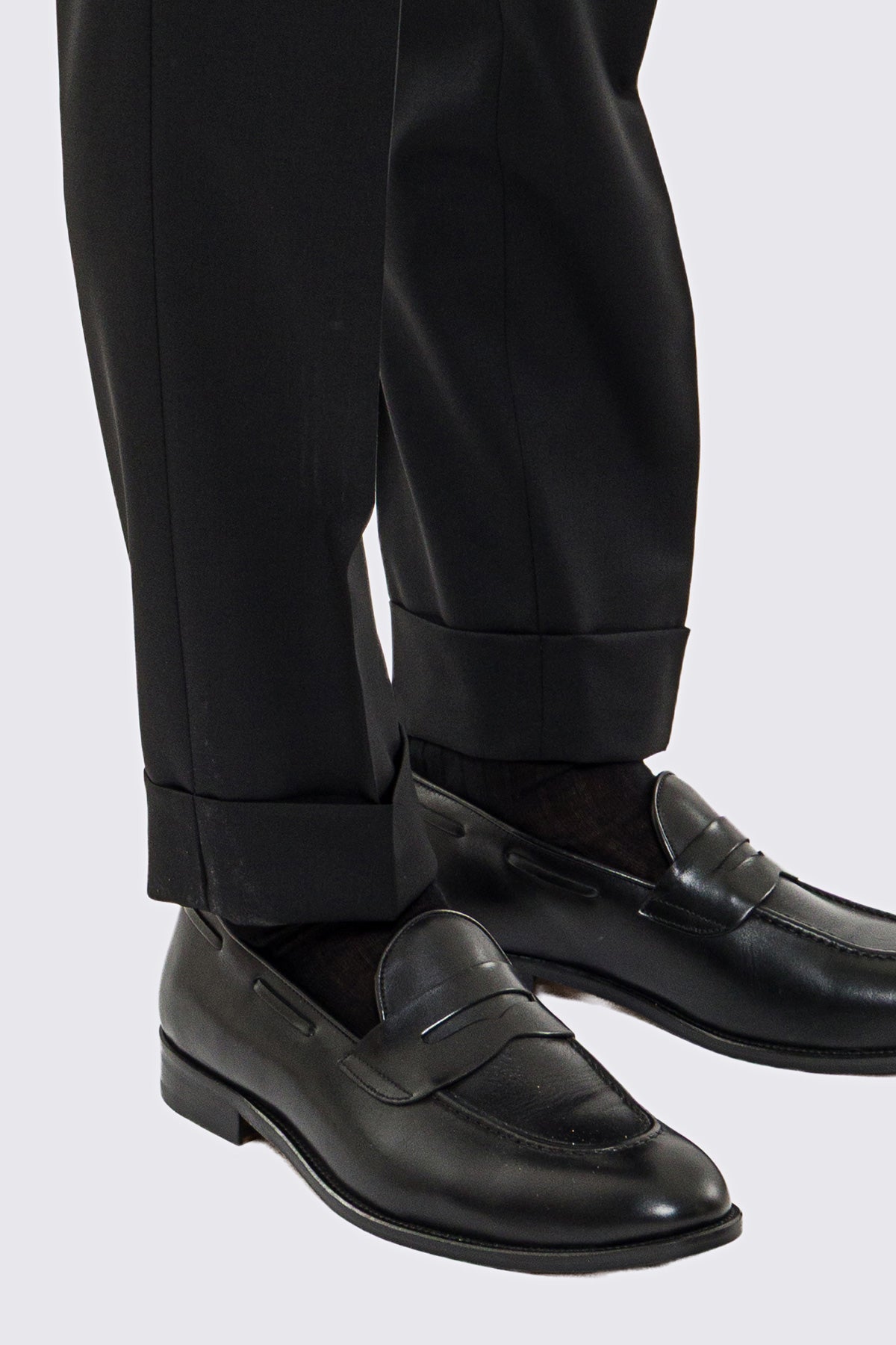 Pantalone uomo nero vita alta doppia pinces in fresco lana super 130's Vitale Barberis Canonico risvolto 5cm