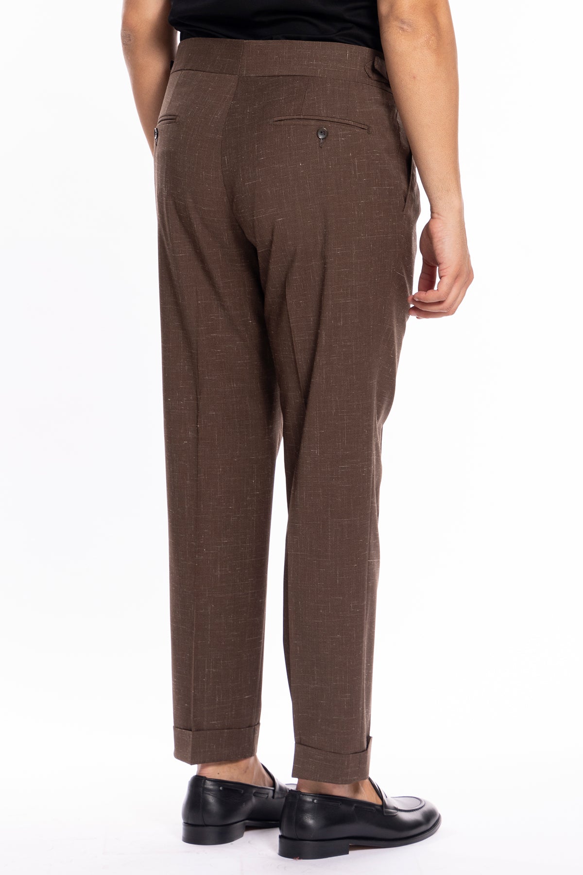 Pantalone uomo marrone fantasia pied de poule vita alta doppia pinces in fresco lana misto