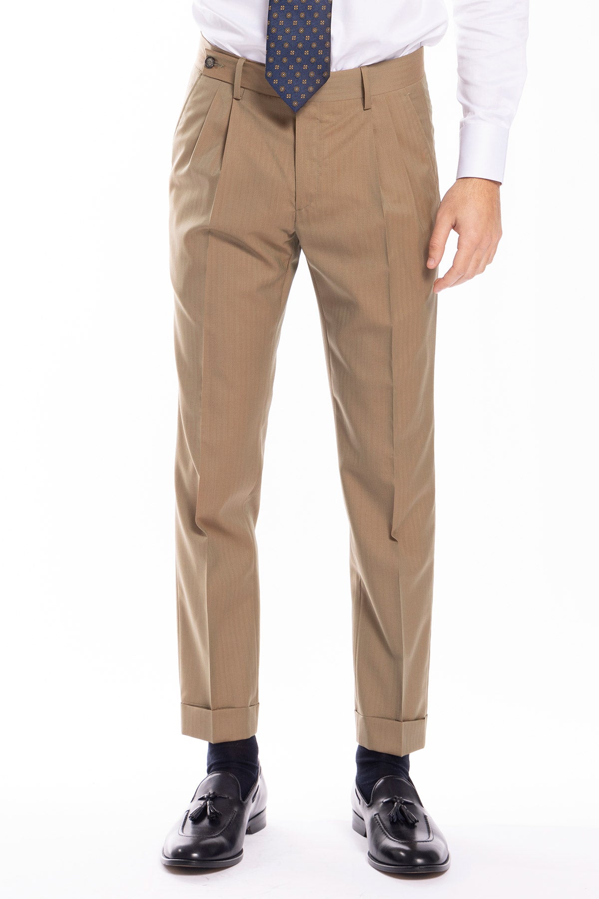 Pantalone uomo fango chiusura prolungata doppia pinces in fresco lana super 100's e seta Solaro Holland & Sherry