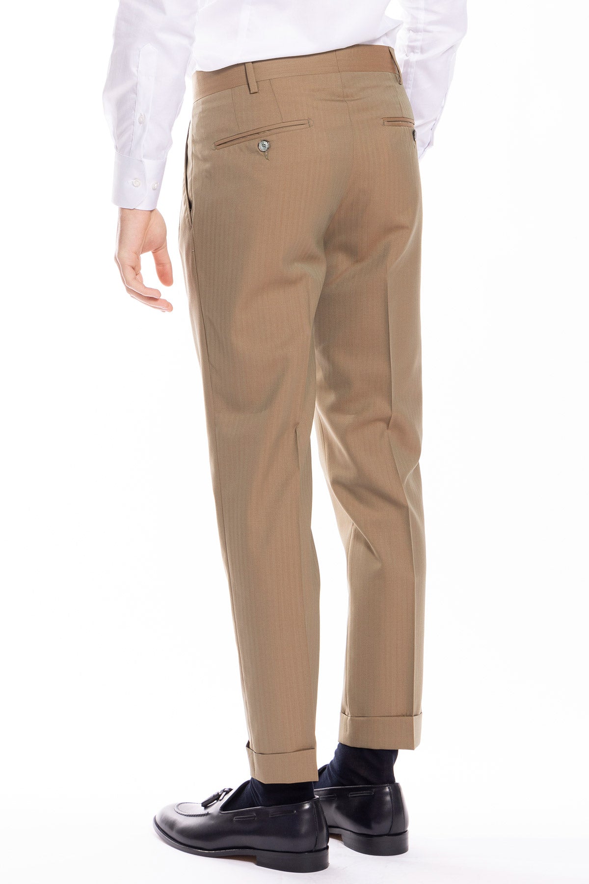 Pantalone uomo fango chiusura prolungata doppia pinces in fresco lana super 100's e seta Solaro Holland & Sherry