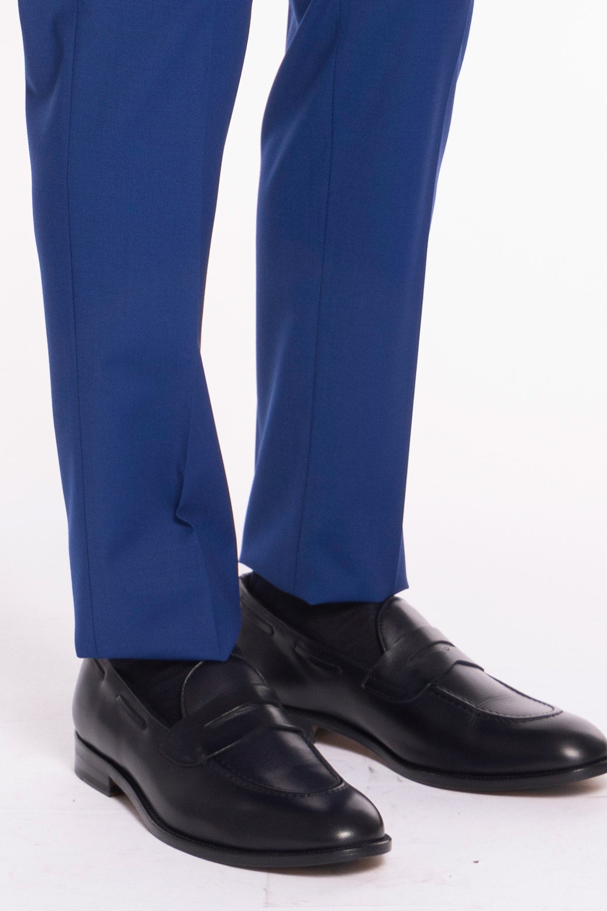 Pantalone uomo royal blu chiusura prolungata doppia pinces in fresco lana misto
