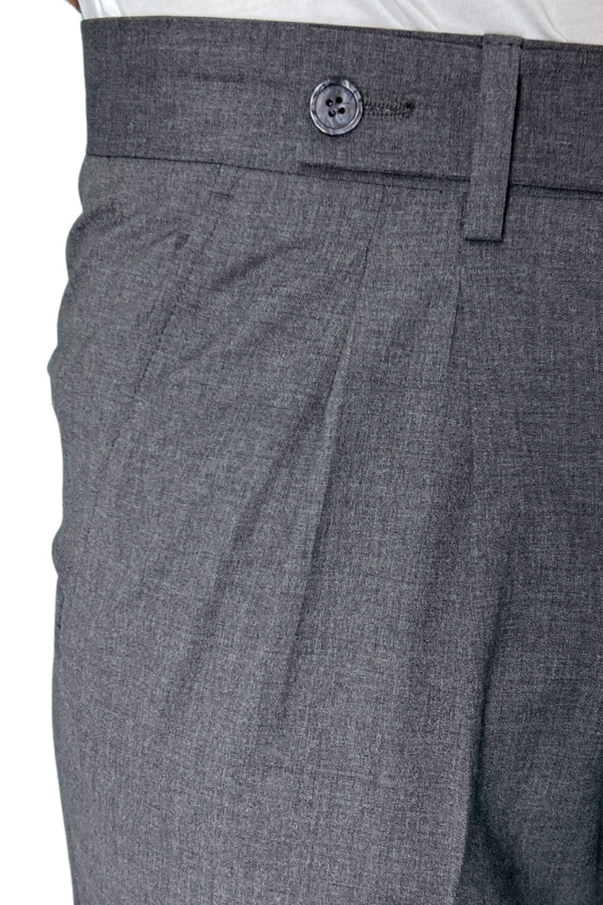 Pantalone uomo grigio scuro chiusura prolungata doppia pinces in fresco lana misto
