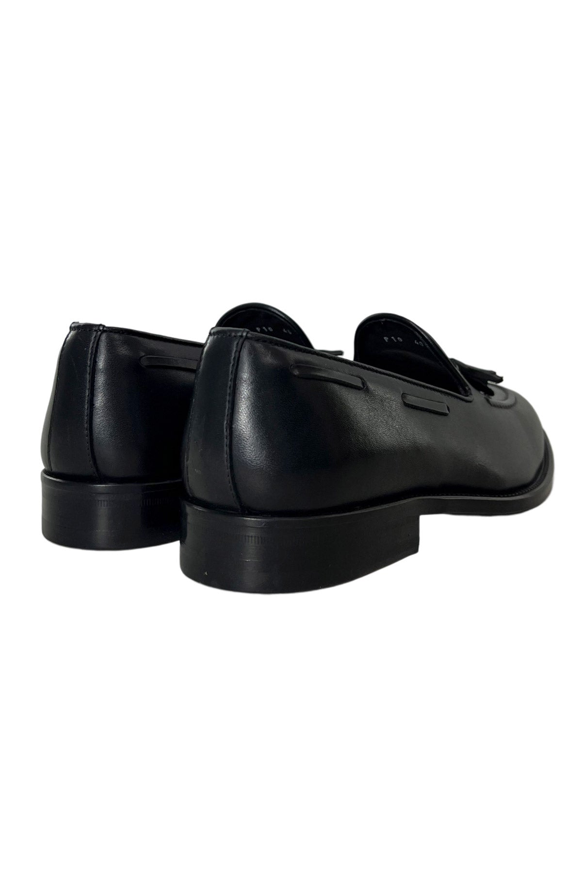 Mocassini uomo neri in vera pelle con nappine e suola in cuoio made in italy