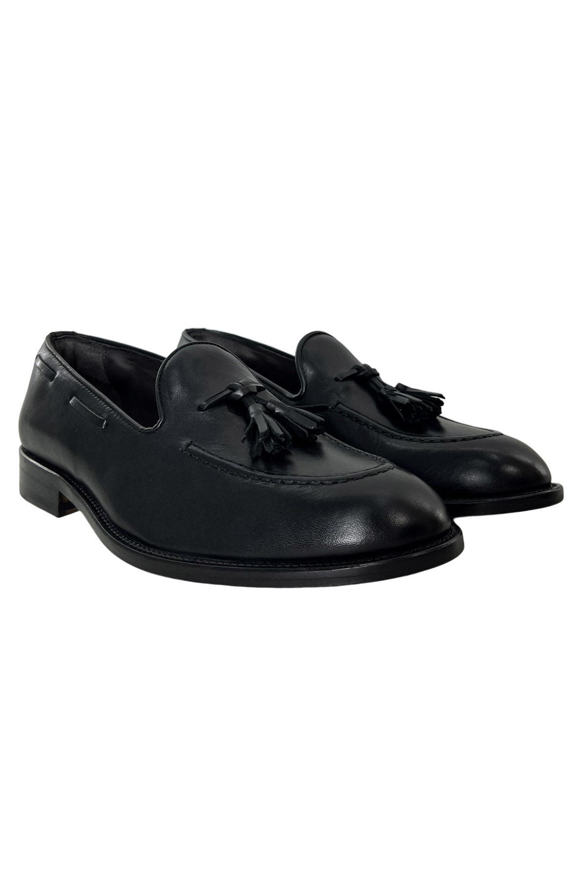 Mocassini uomo neri in vera pelle con nappine e suola in cuoio made in italy