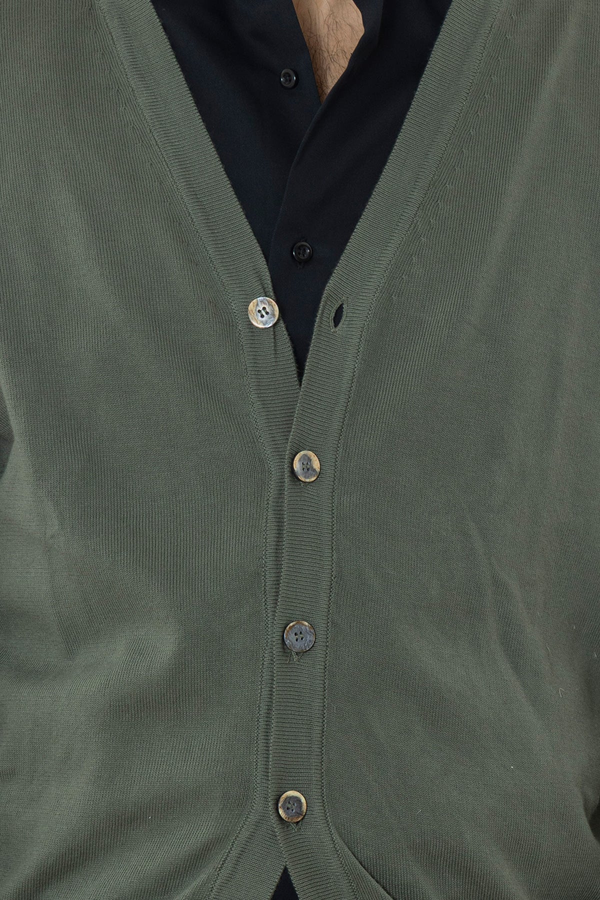Cardigan da uomo Verde militare maniche lunghe 100% cotone di filo finezza 12 tinta unita
