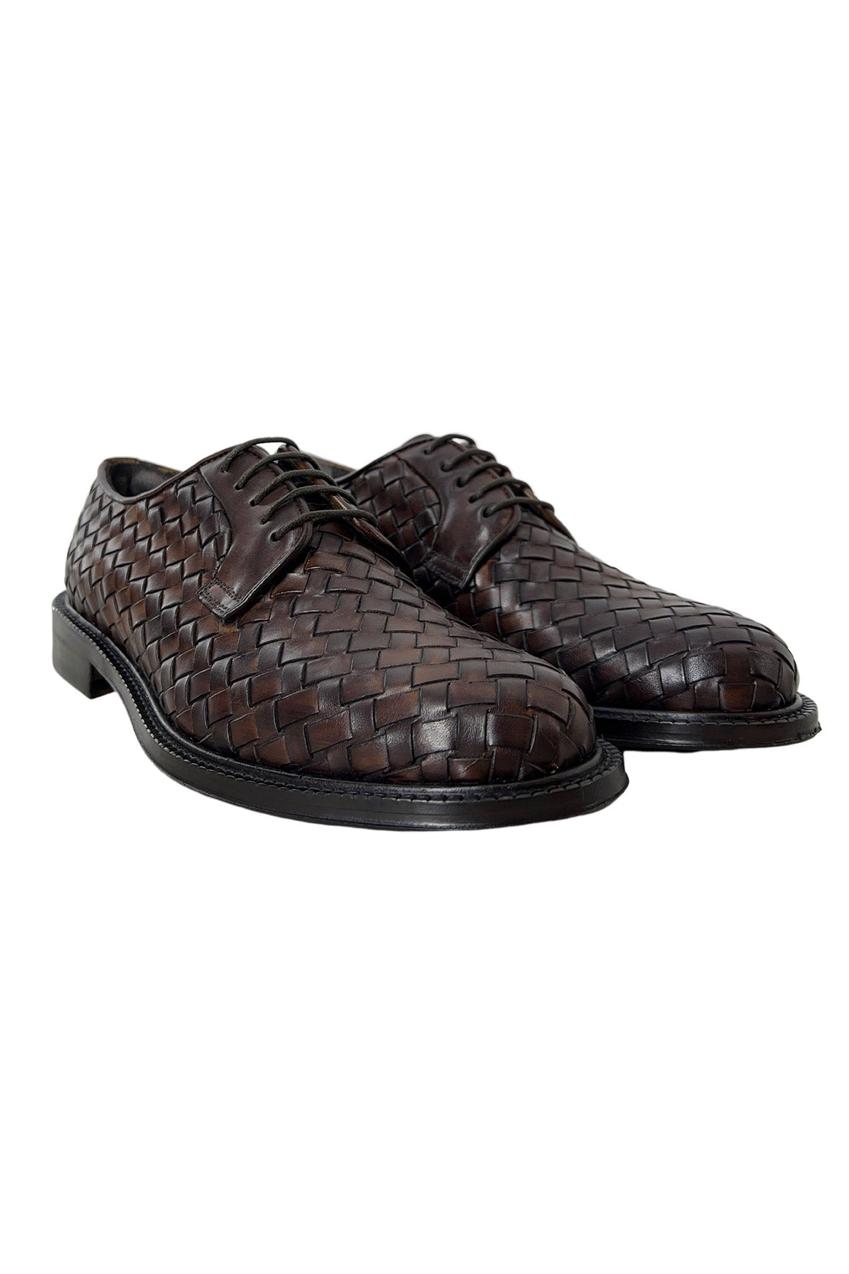 Scarpe stringate da uomo marroni in vera pelle intrecciata modello derby con chiusura lacci e suola in cuoio
