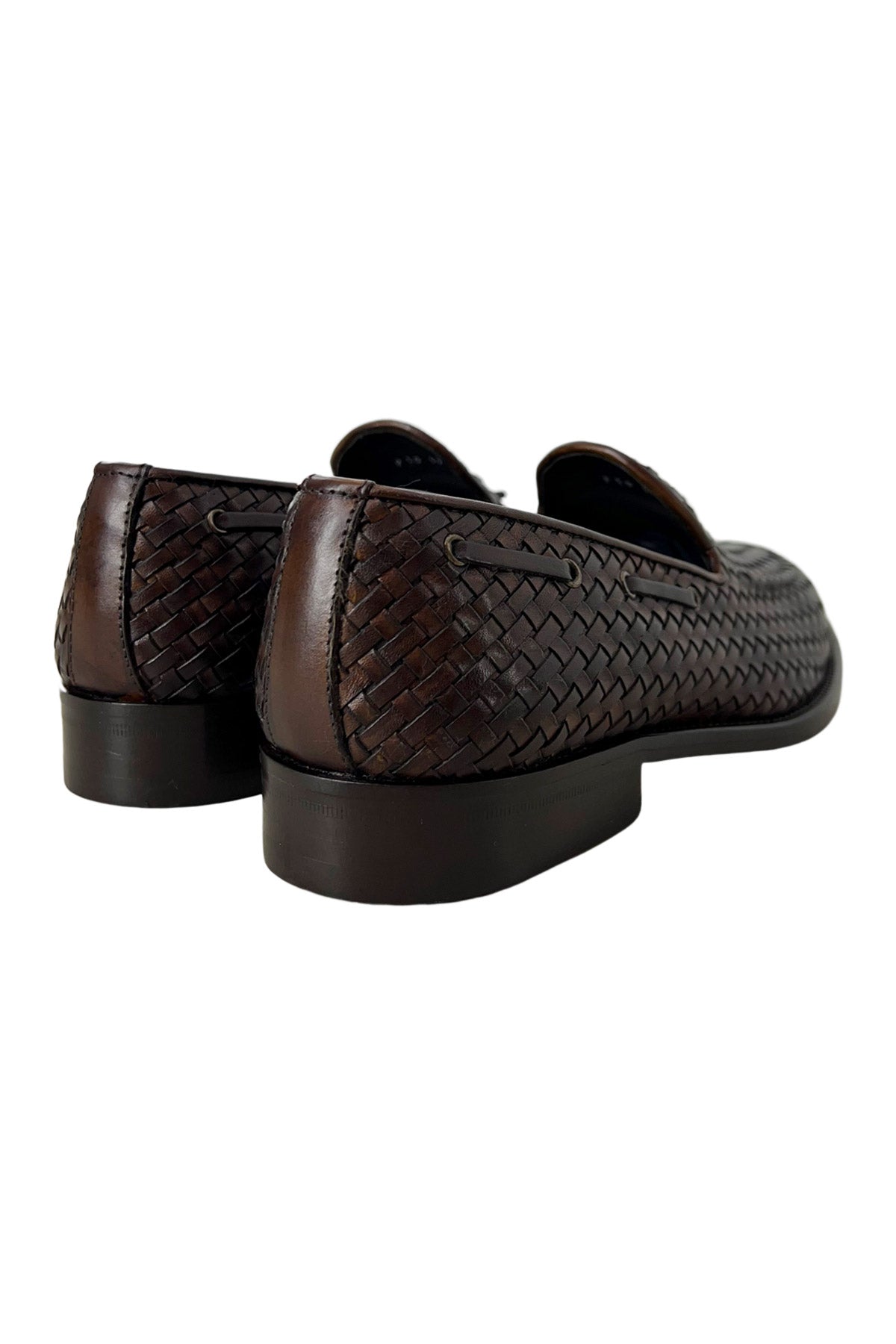 Mocassini uomo marroni  in vera pelle intrecciata con nappine e suola in cuoio made in italy