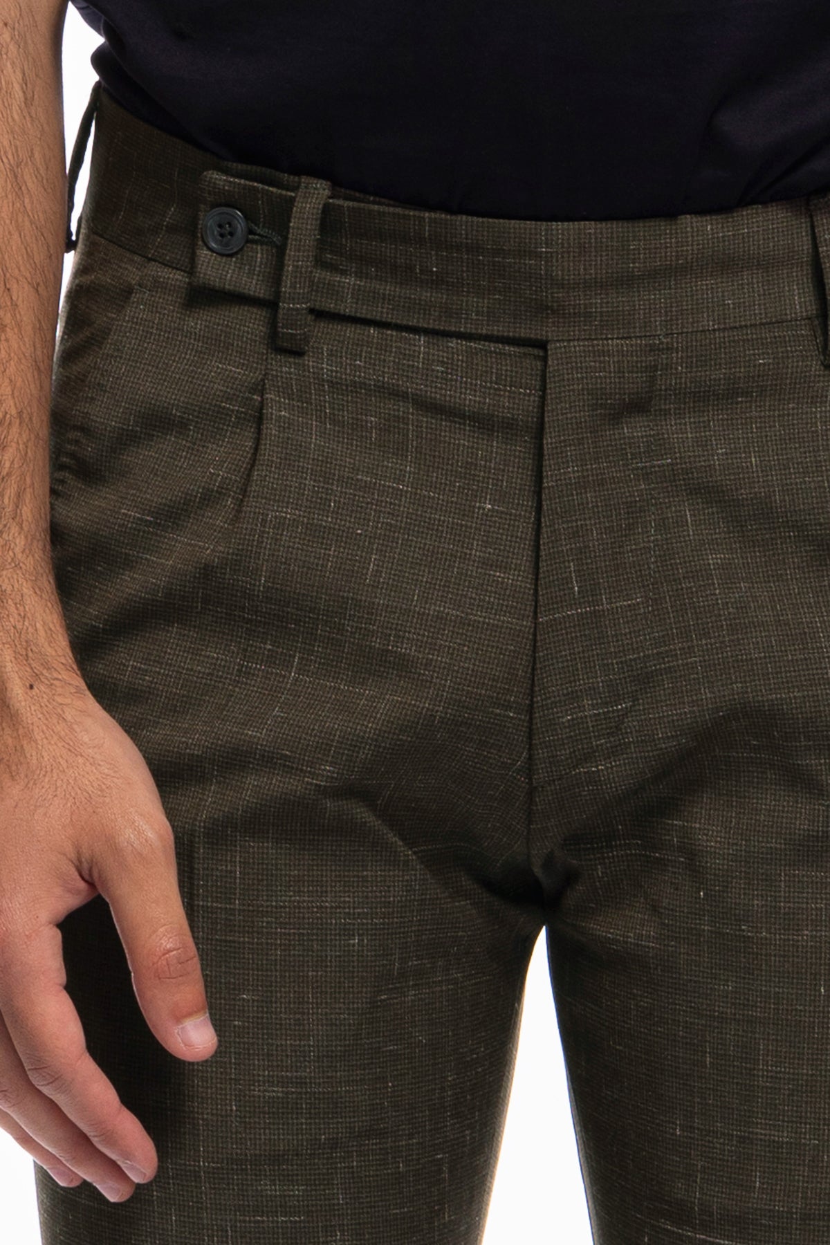 Pantalone uomo verde extra slim militare pied de poule fresco lana tasca america con una pinces e risvolto 4cm.