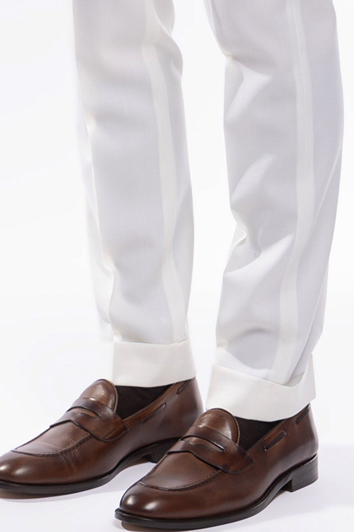 Pantalone uomo Bianco fresco lana super 130's  tasca america con una pinces e risvolto 4cm