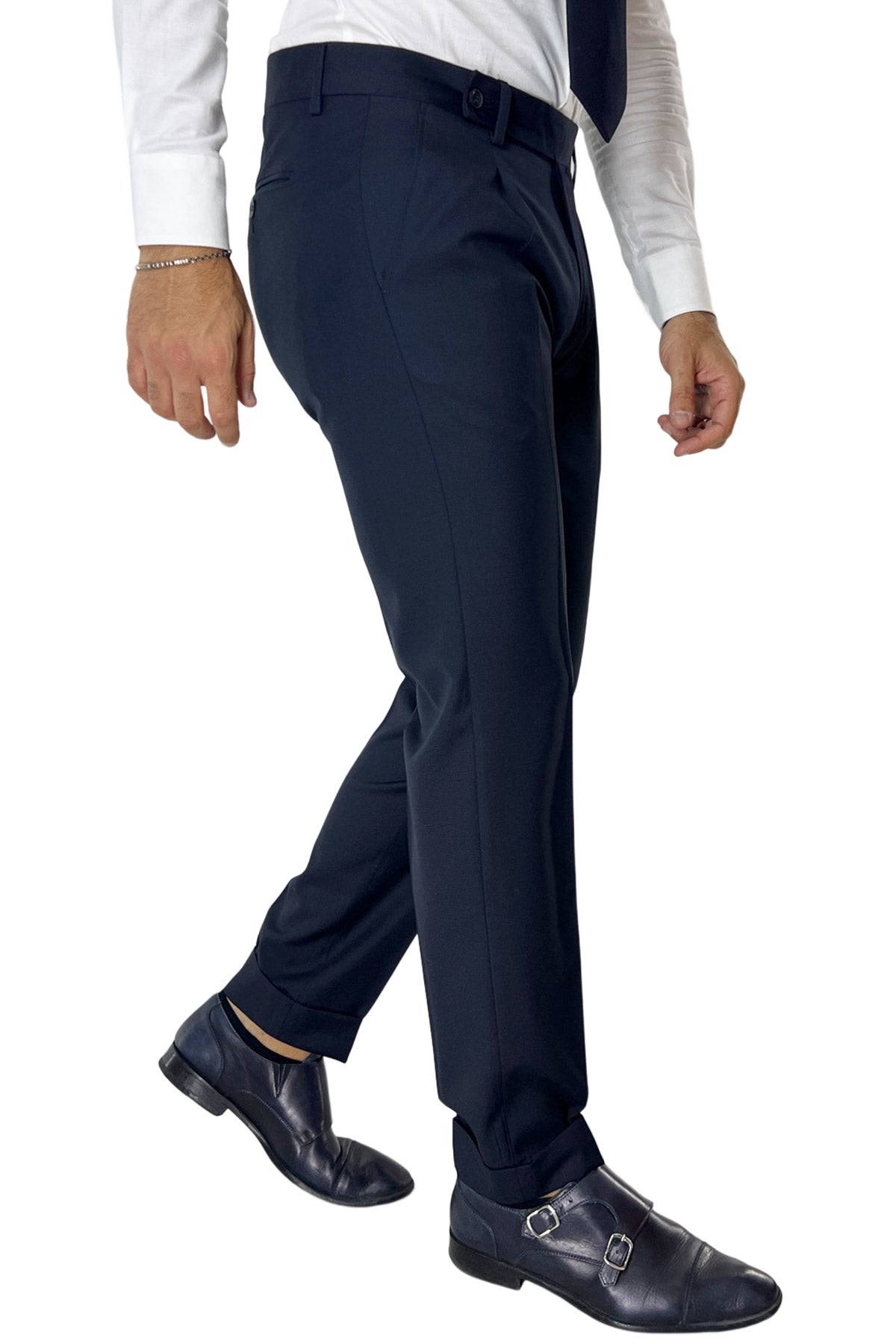 Pantalone uomo navy blu fresco lana super 120's Holland & Sherry tasca america con una pinces e risvolto 4cm