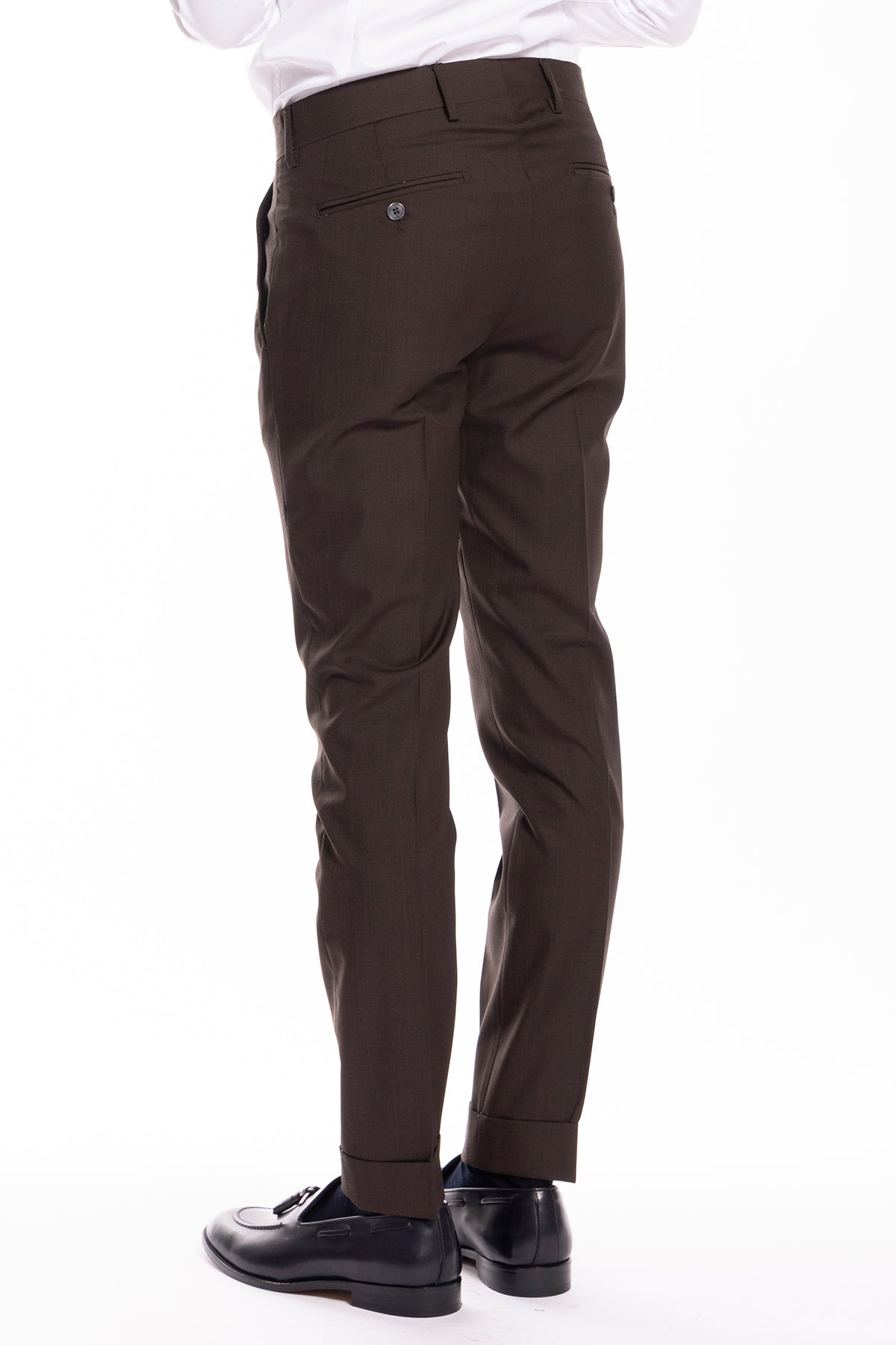 Pantalone uomo Marrone fresco lana super 120's Holland & Sherry tasca america con una pinces e risvolto 4cm