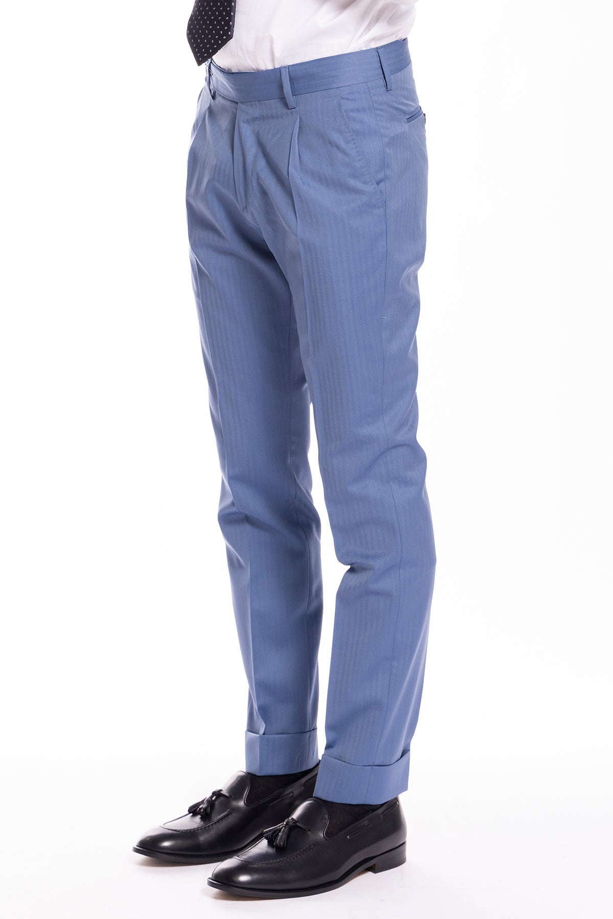 Pantalone uomo celeste Solaro fresco lana e seta Holland & Sherry tasca america con una pinces e risvolto 4cm