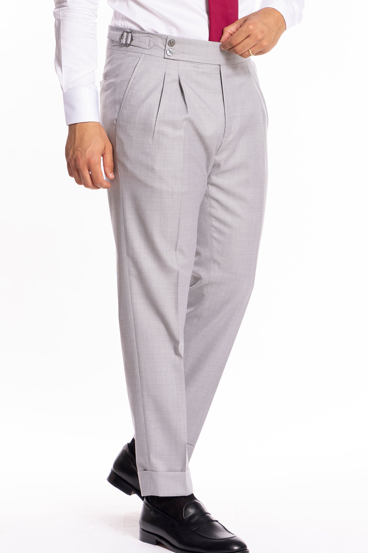 Pantalone uomo grigio chiaro vita alta doppia pinces in fresco lana super 140's Holland & Sherry risvolto 5cm