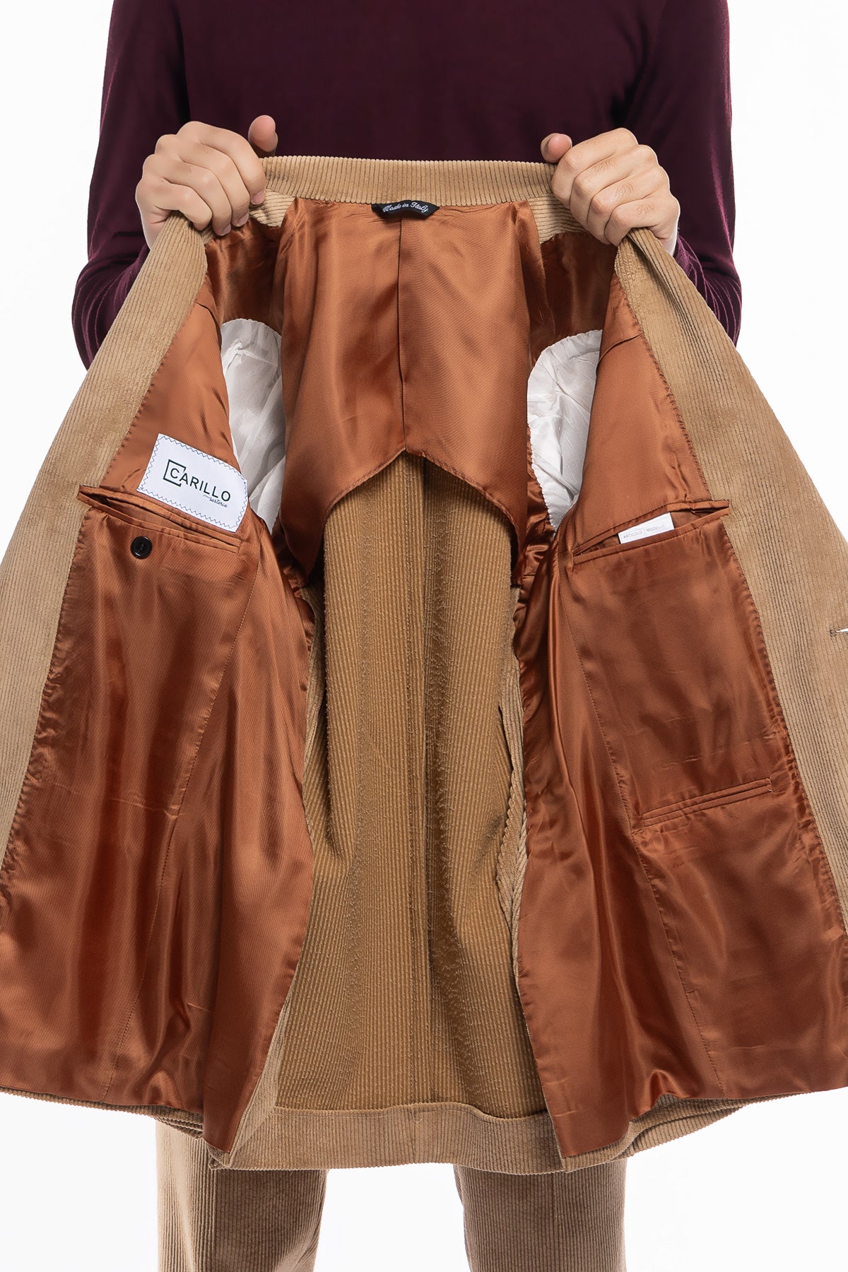 Abito uomo monopetto beige in velluto a costine strette Rever a lancia tasche a toppe