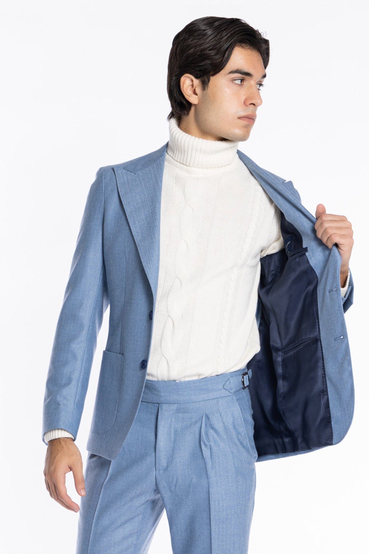 Abito uomo monopetto celeste spigata in pura lana Rever a lancia e tasche a toppe Holland & Sherry