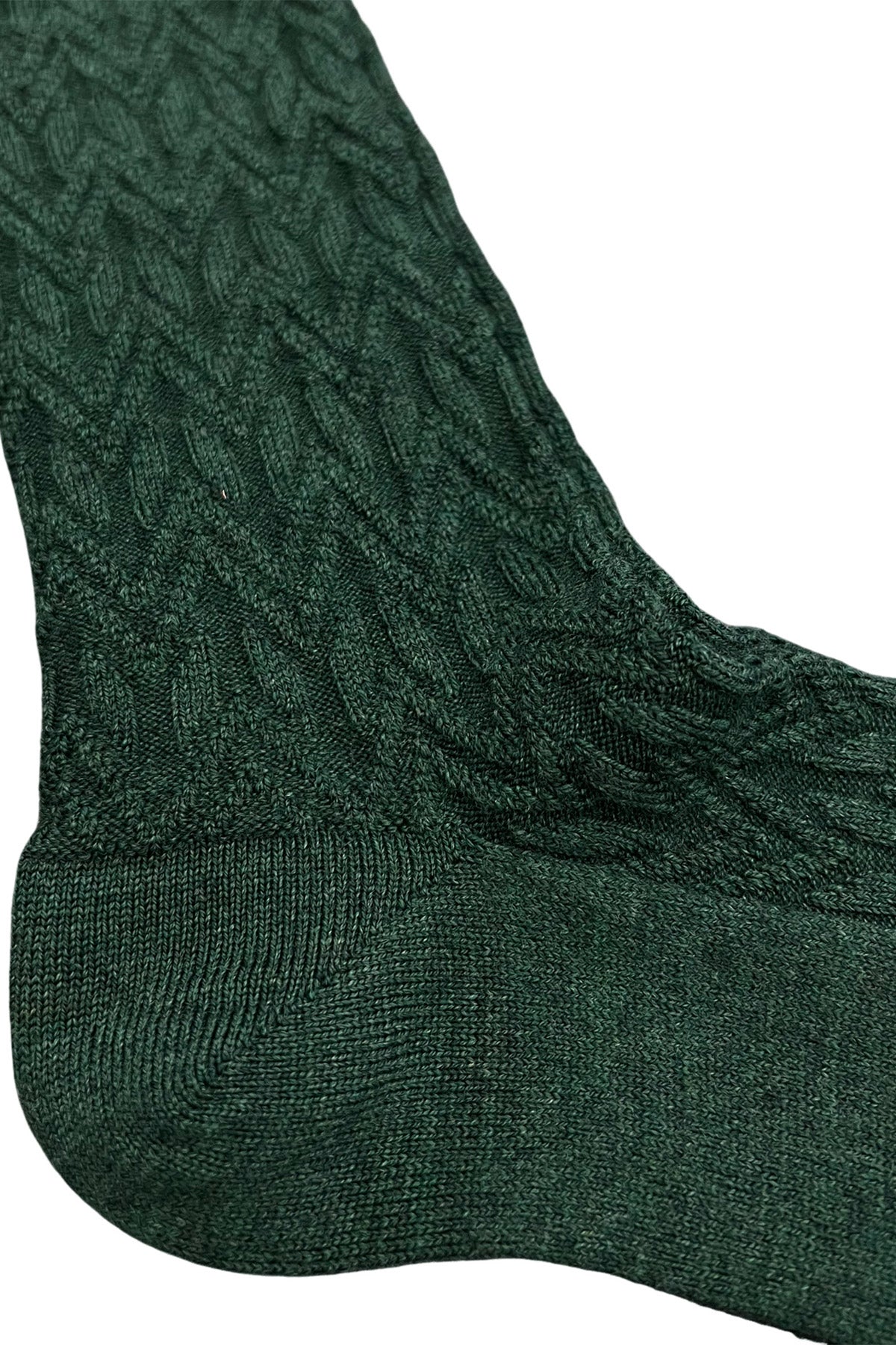 Calzini uomo lunghi verde in lana fantasia geometrica a rilievo con elastico beige made in italy