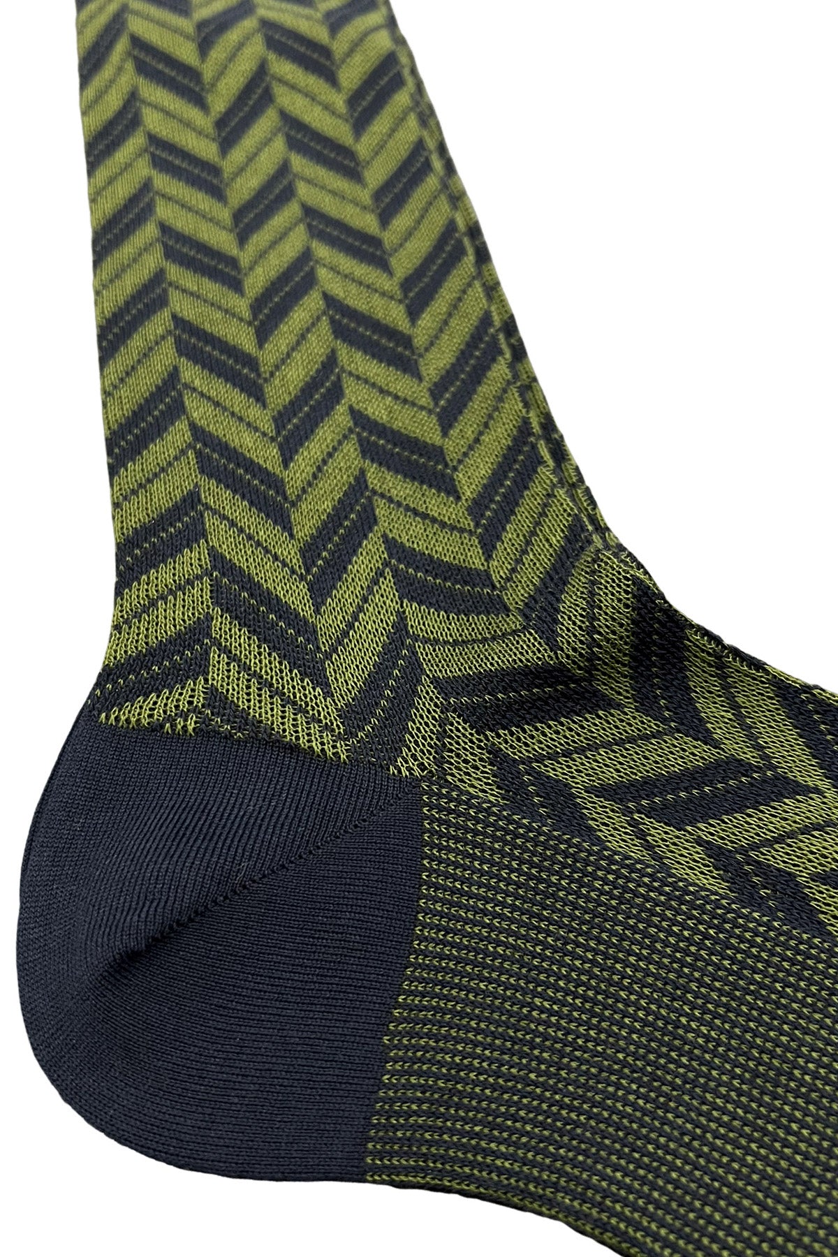Calzini uomo lunghi verde in cotone fantasia Jacquard chevron blu made in italy