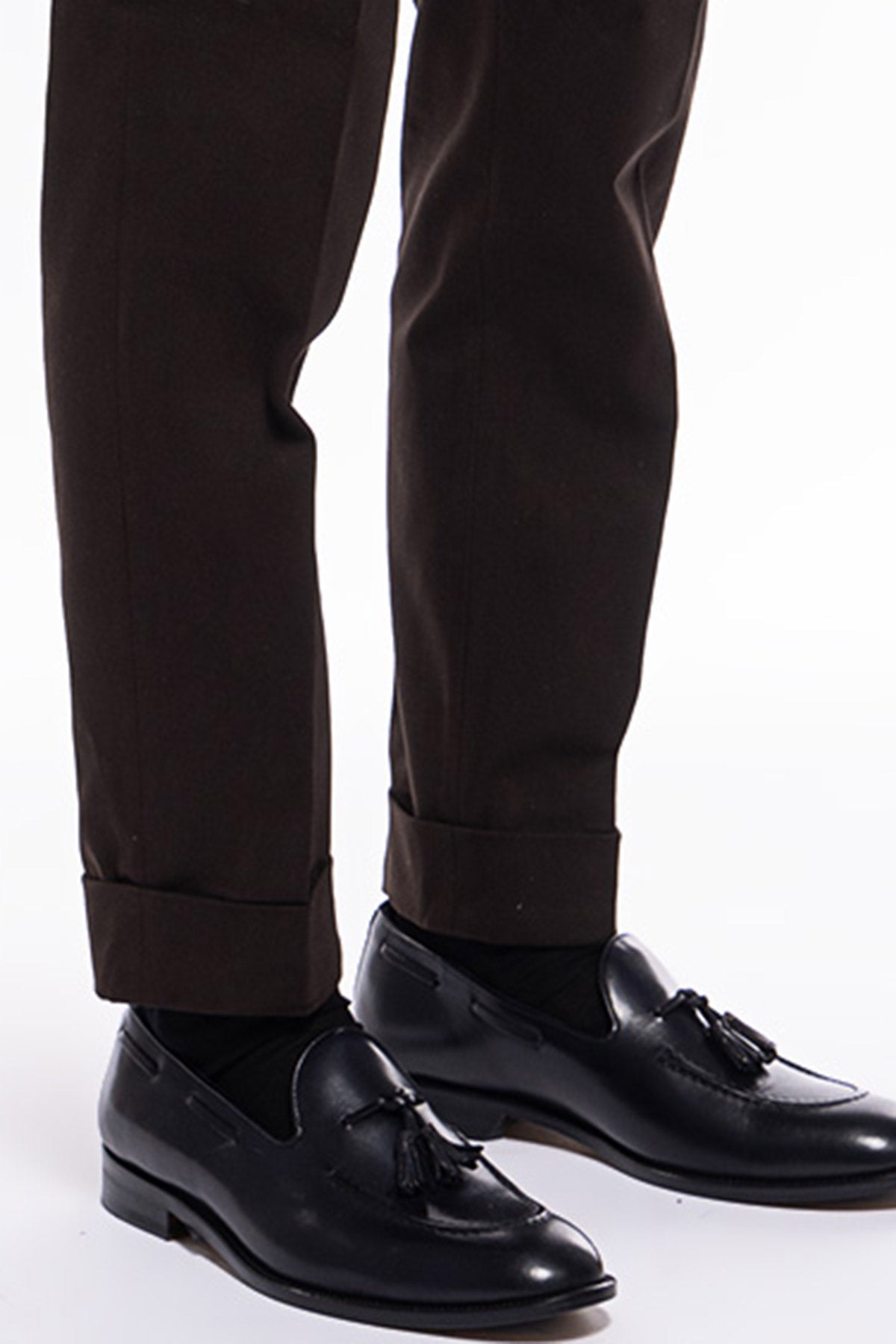 Pantalone uomo marrone vita alta tasca america in cotone con doppia pinces e fibbie laterali