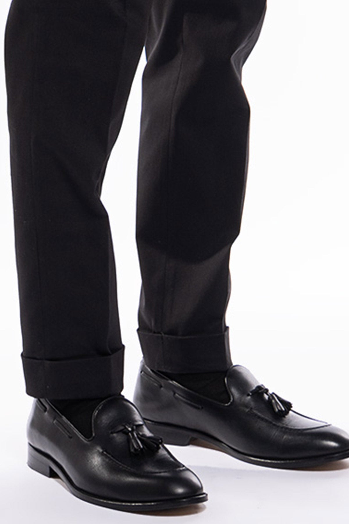 Pantalone uomo nero vita alta tasca america in cotone con doppia pinces e fibbie laterali
