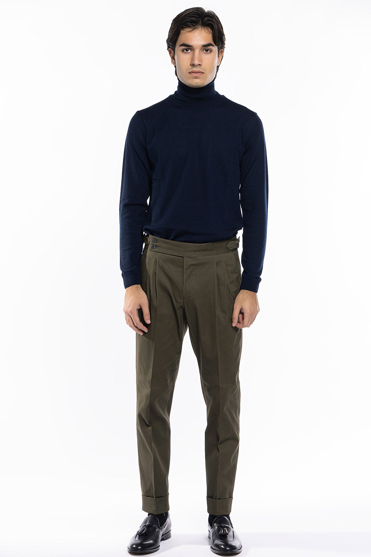Pantalone uomo Verde militare vita alta tasca america in cotone con doppia pinces e fibbie laterali