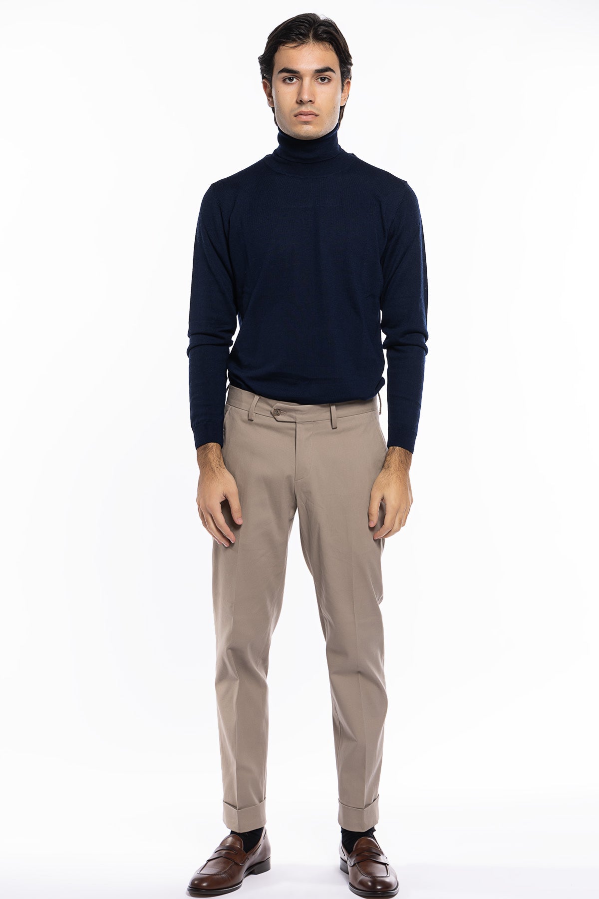 Pantalone uomo Beige tasca america in cotone slim fit con risvolto di 5cm