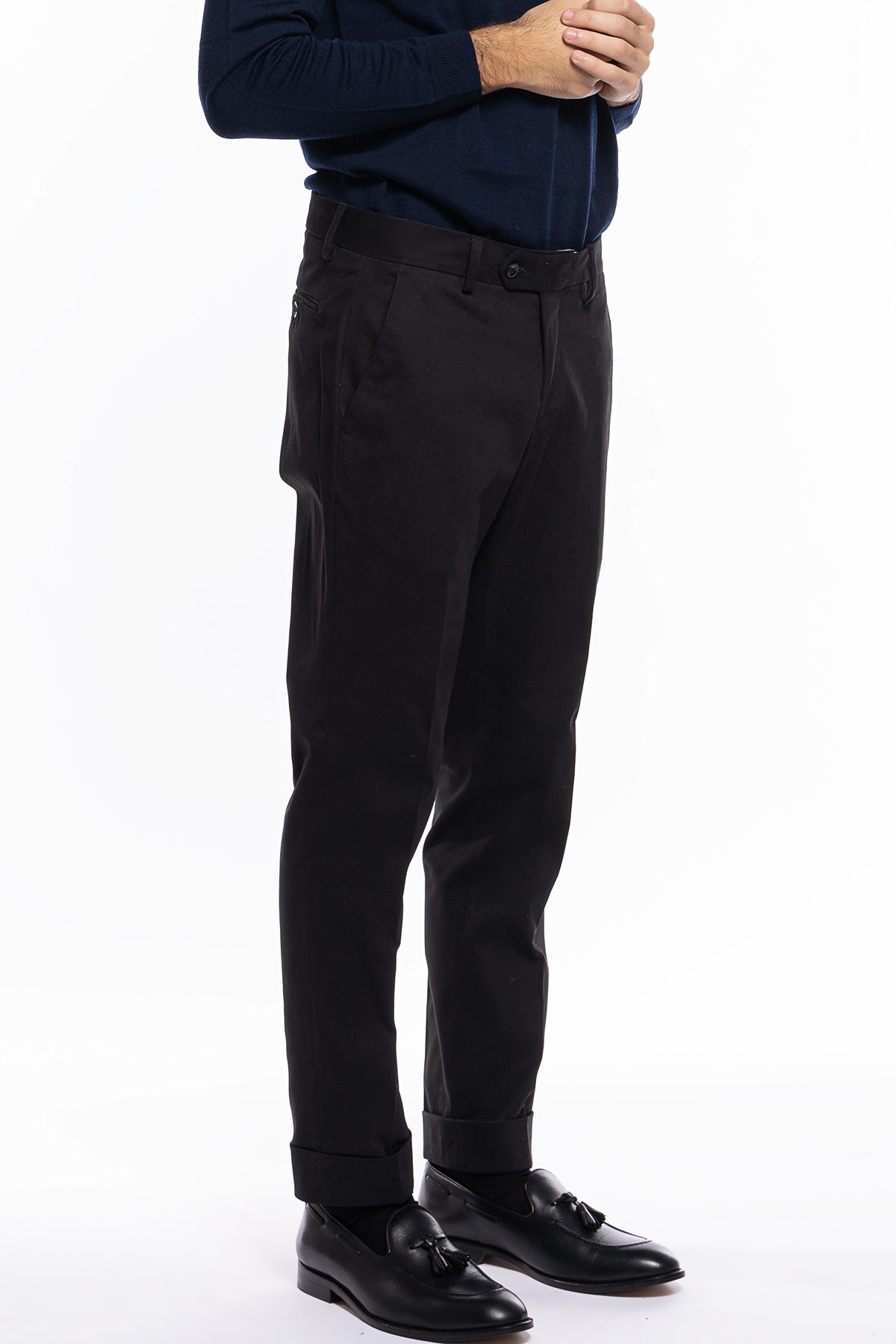 Pantalone uomo Nero tasca america in cotone slim fit con risvolto di 5cm