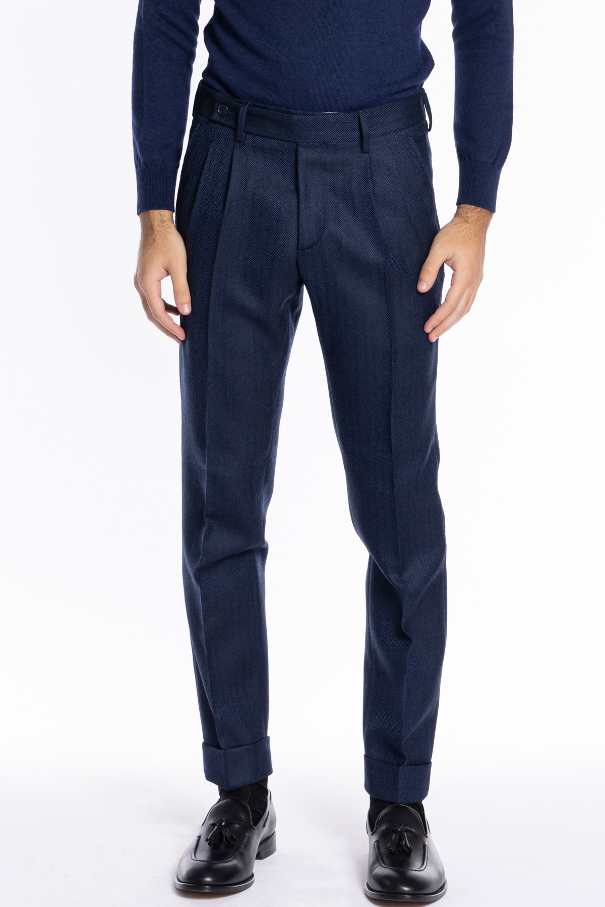 Pantalone uomo blu spigato chiusura prolungata doppia pinces in lana flanella al 100% Bristol Tessuti Napoli