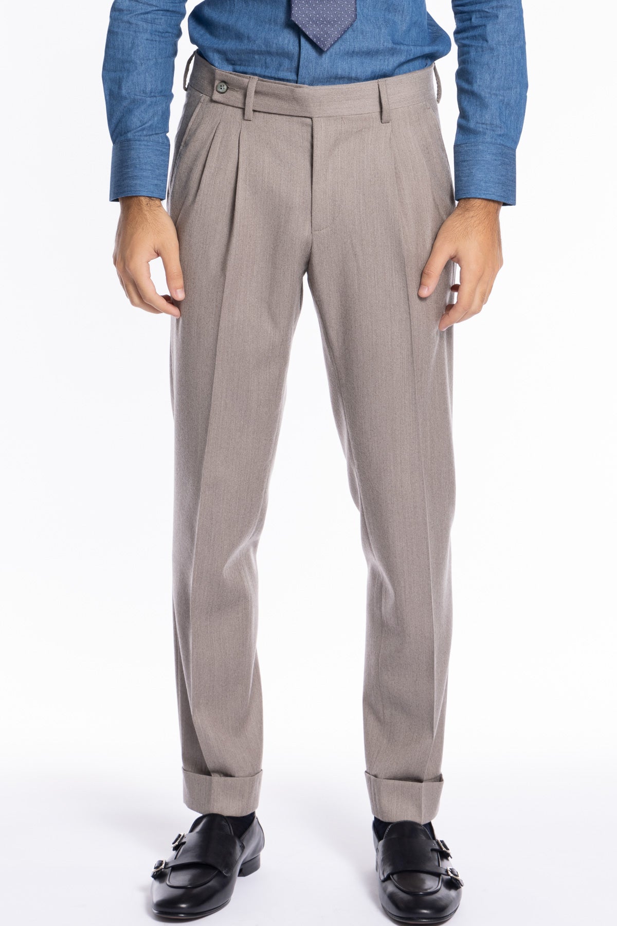 Pantalone uomo beige in lana e cashmere chiusura prolungata doppia pinces Bristol Tessuti Napoli