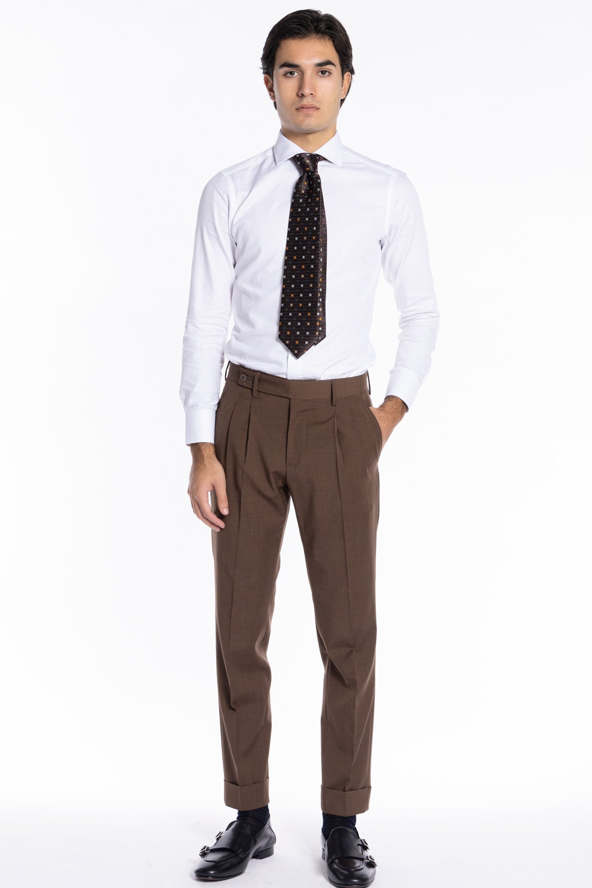 Pantalone uomo Marrone in fresco lana mista chiusura prolungata doppia pinces