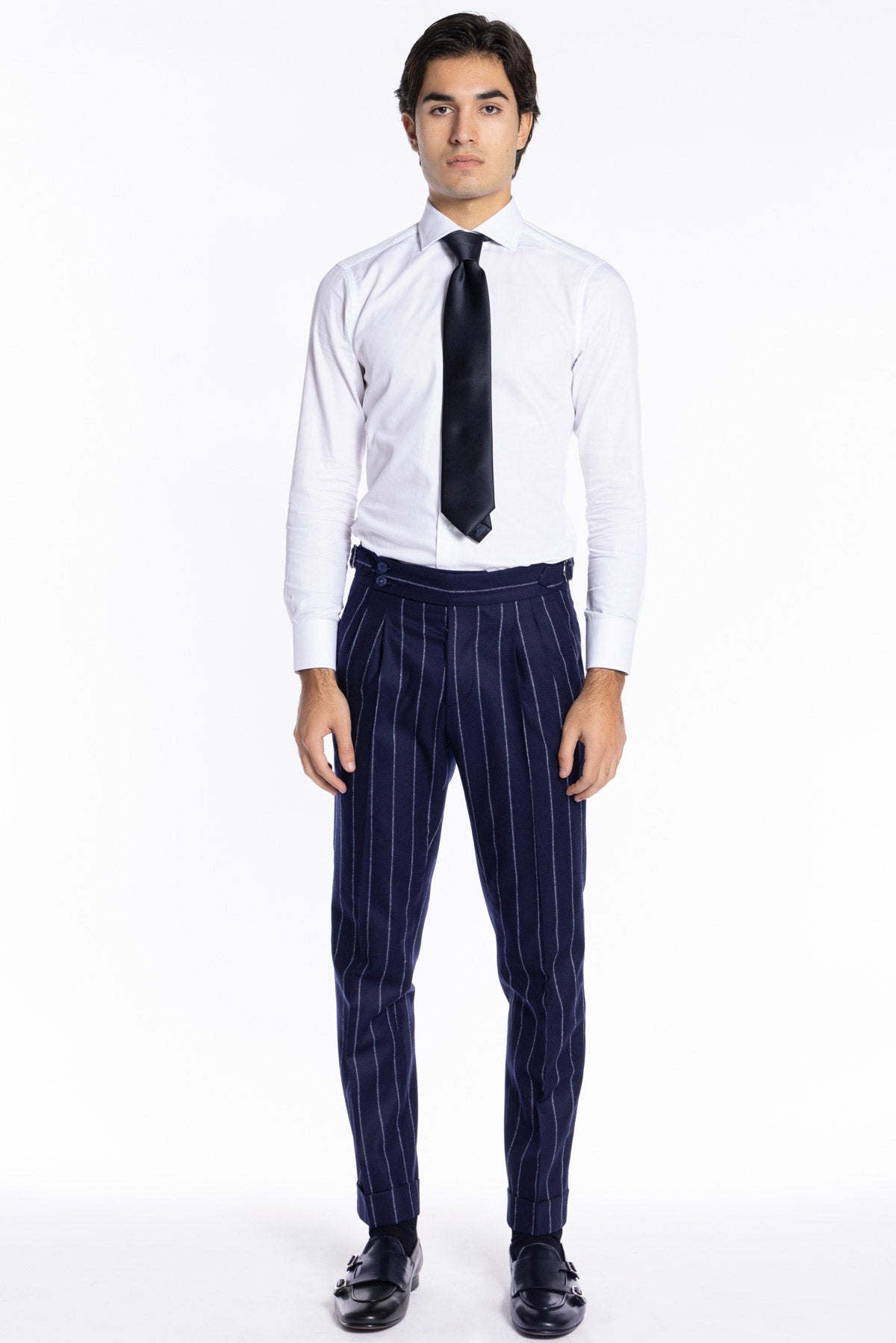Pantalone uomo blu gessato vita alta tasca america in lana flanella Vitale Barberis Canonico con doppia pinces e fibbie laterali .