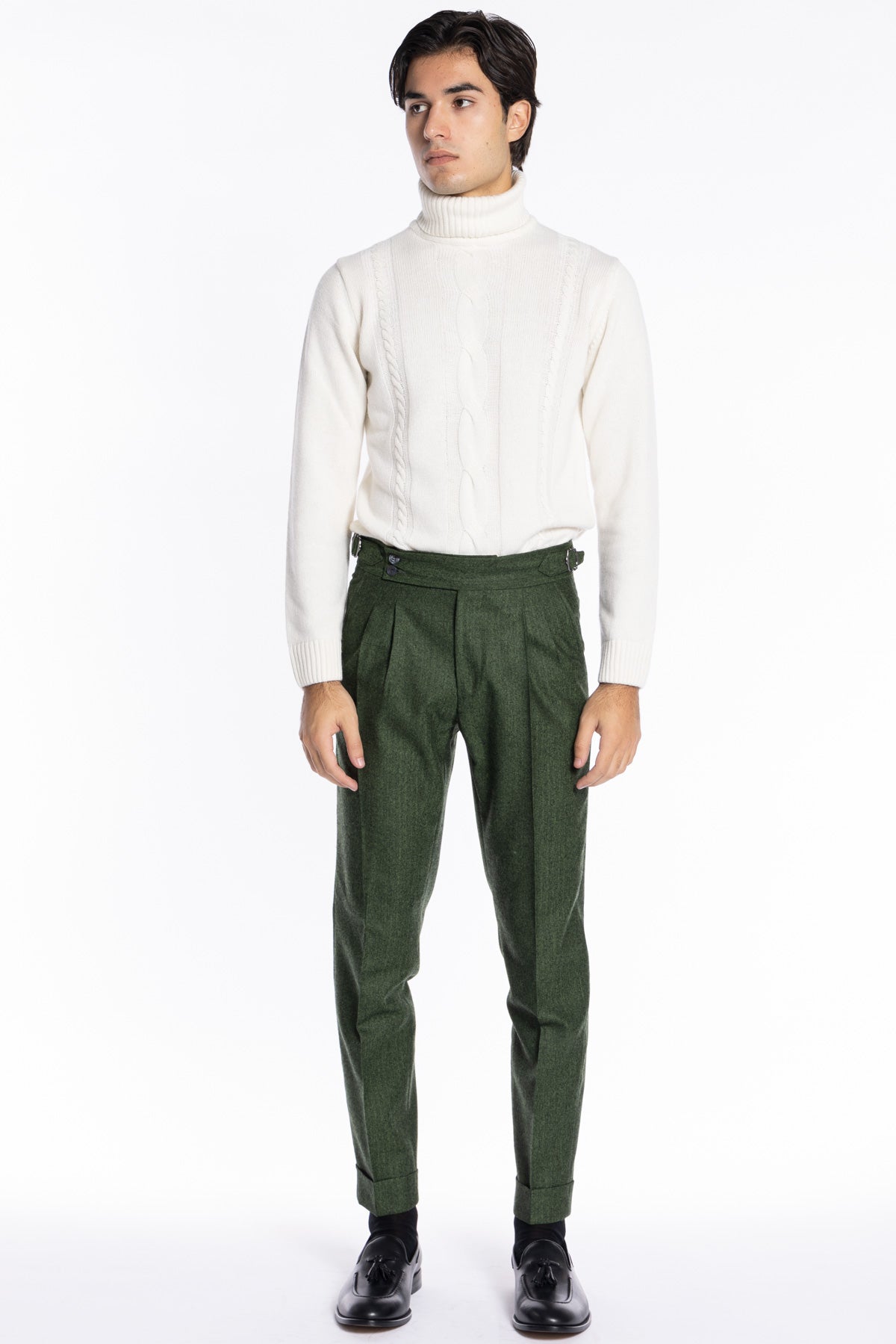 Pantalone uomo verde spigato vita alta tasca america in lana flanella Holland & Sherry con doppia pinces e fibbie laterali regolabili