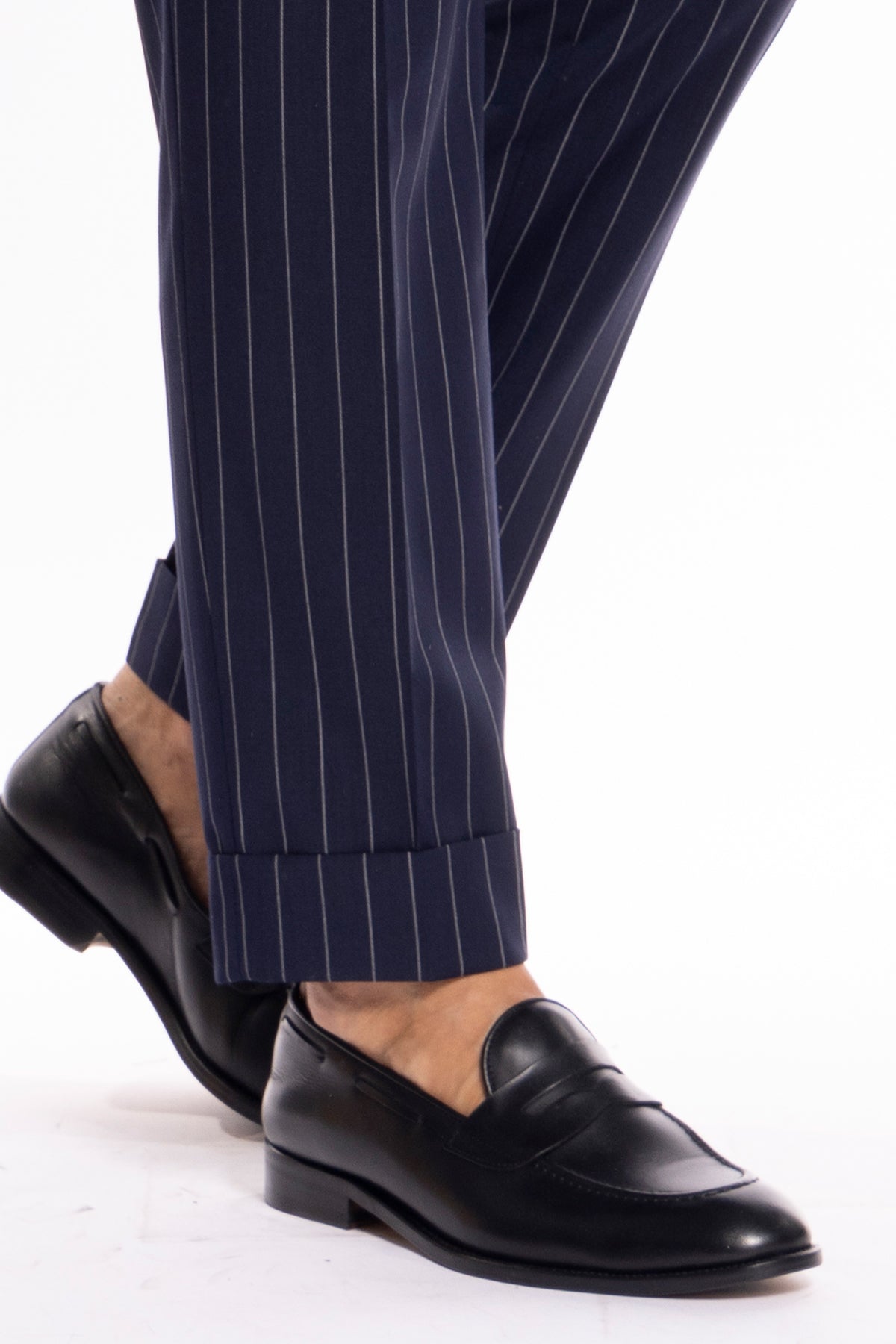 Pantalone uomo navy blu gessato in fresco lana misto slim fit con risvolto di 5cm