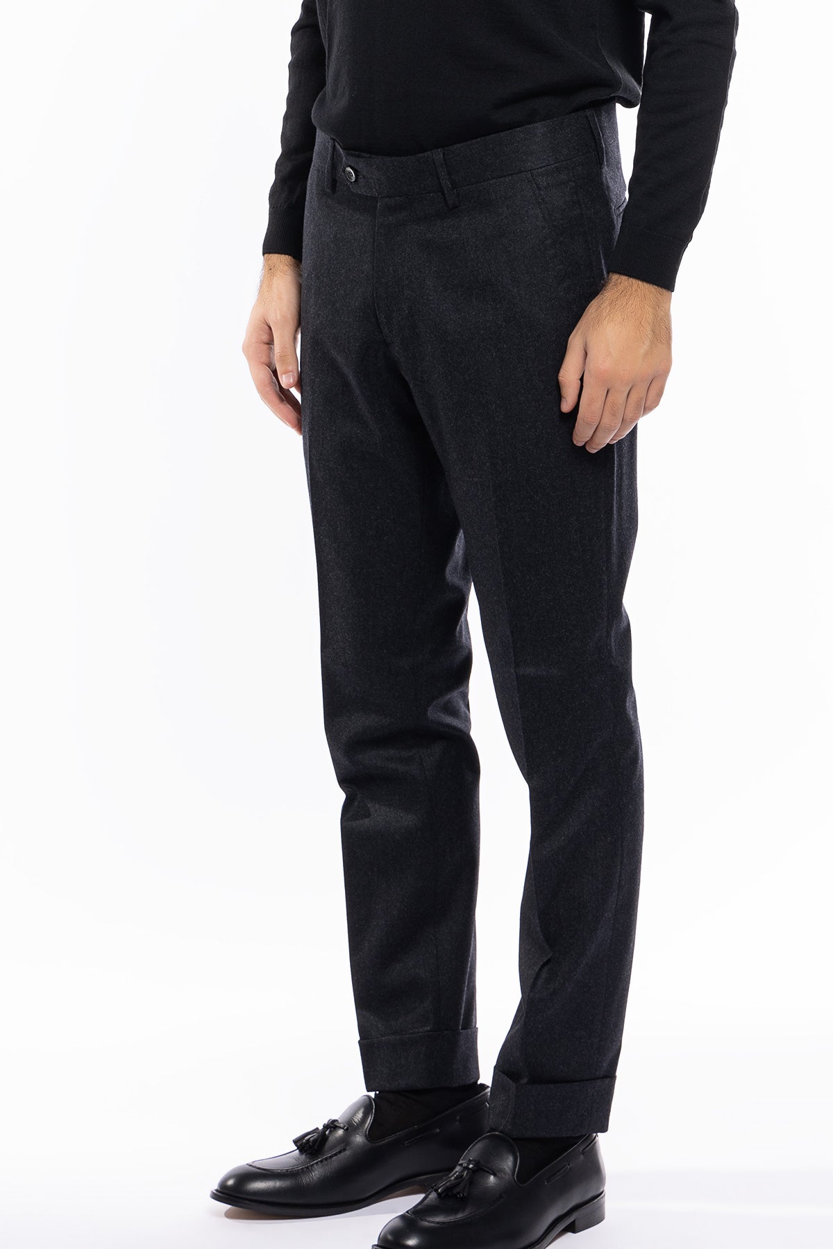 Pantalone uomo grigio scuro vita alta tasca america in lana flanella con pinces e fibbie laterali Vitale Barberis Canonico