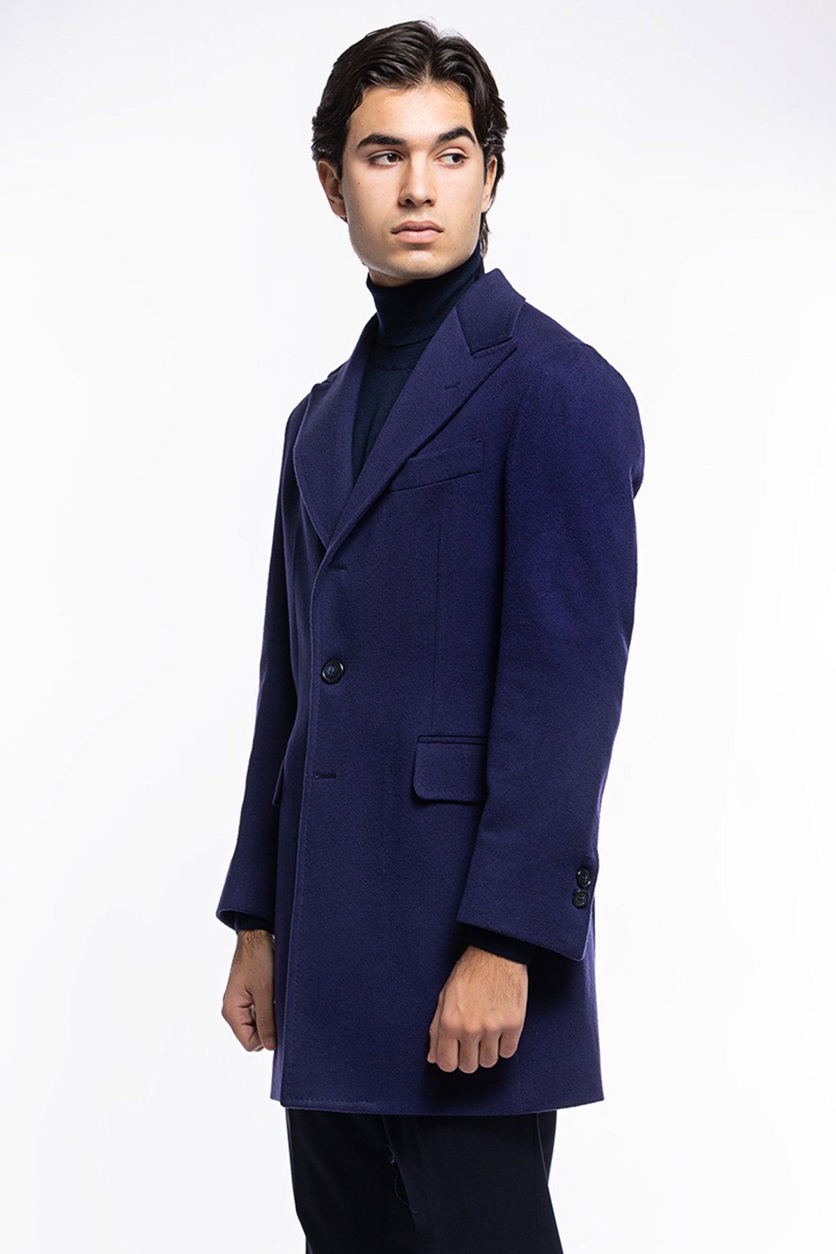 Cappotto uomo royal blu monopetto in lana e cashmere Bristol Tessuti Napoli rever 13cm con martingala