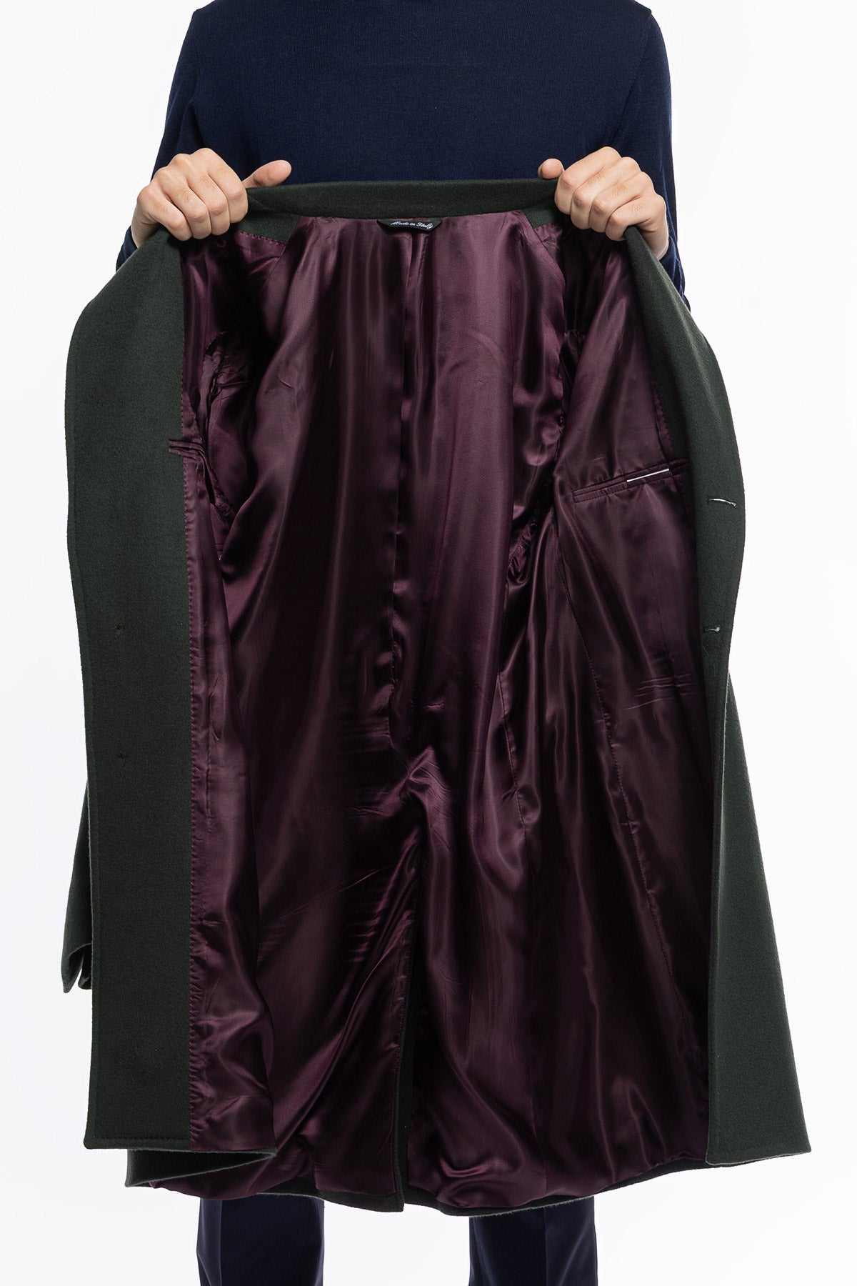 Cappotto uomo verde militare monopetto in lana e cashmere Bristol Tessuti Napoli rever 13cm con martingala