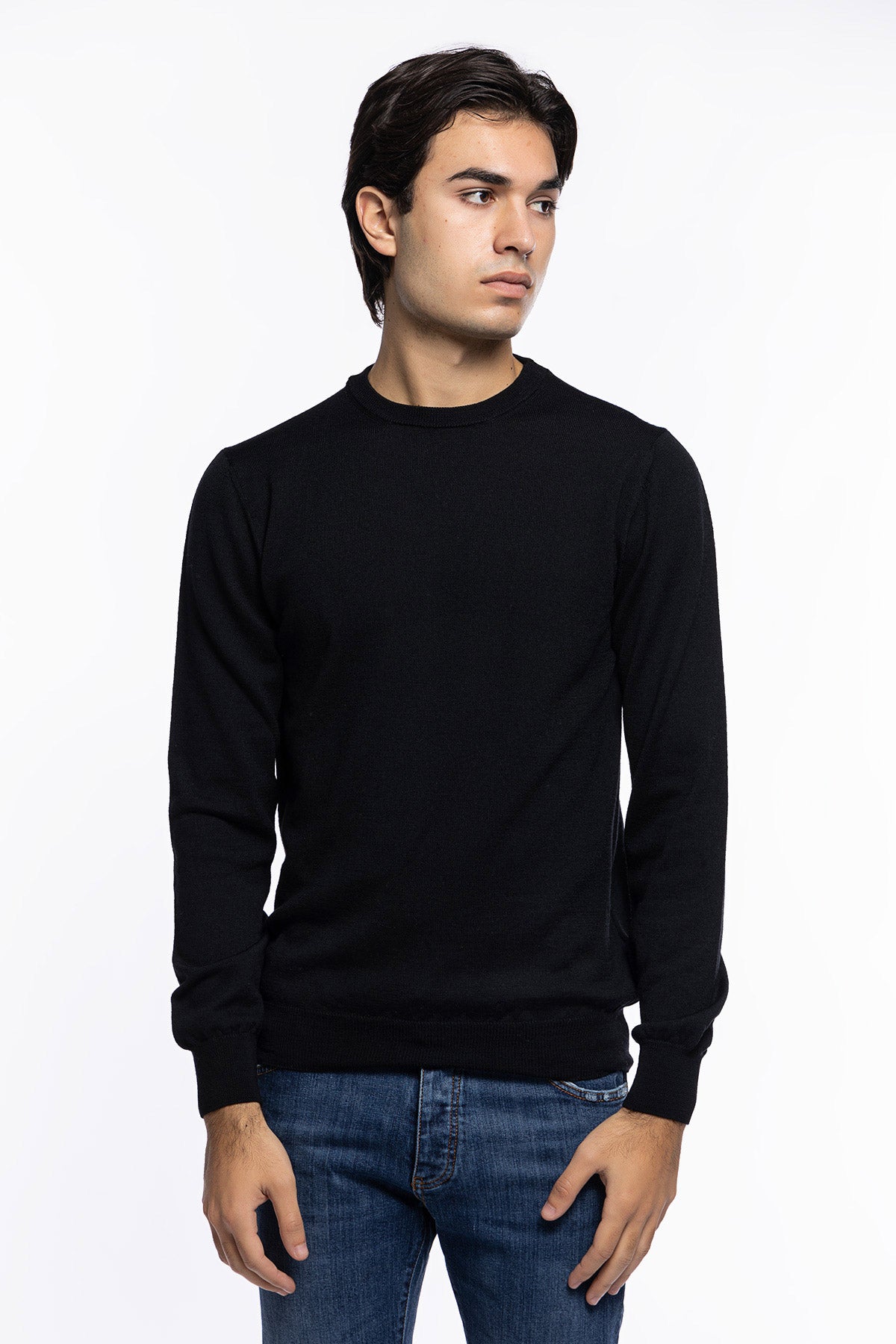 Maglioncino girocollo uomo nero 100% lana merinos slim fit made in Italy