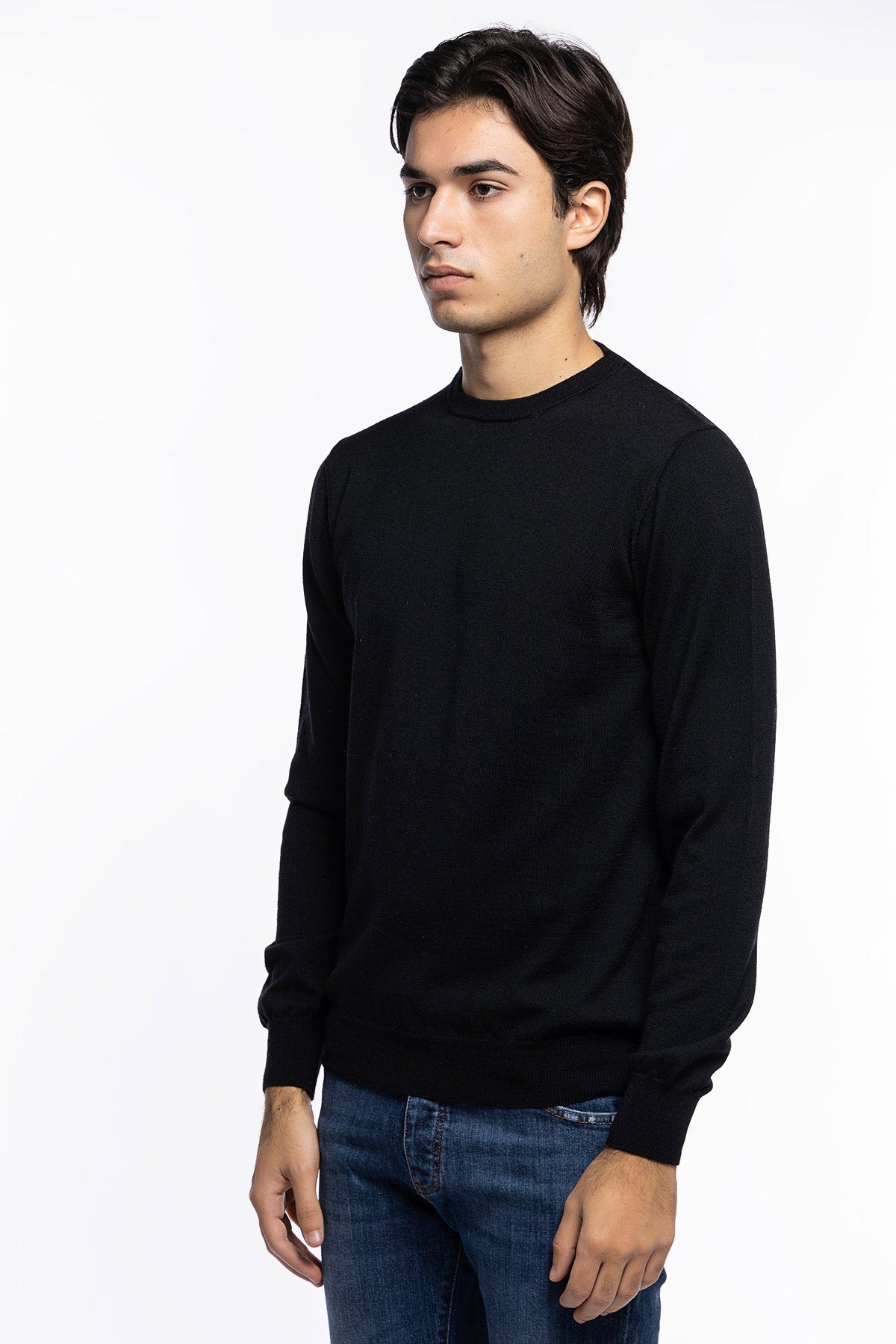 Maglioncino girocollo uomo nero 100% lana merinos slim fit made in Italy
