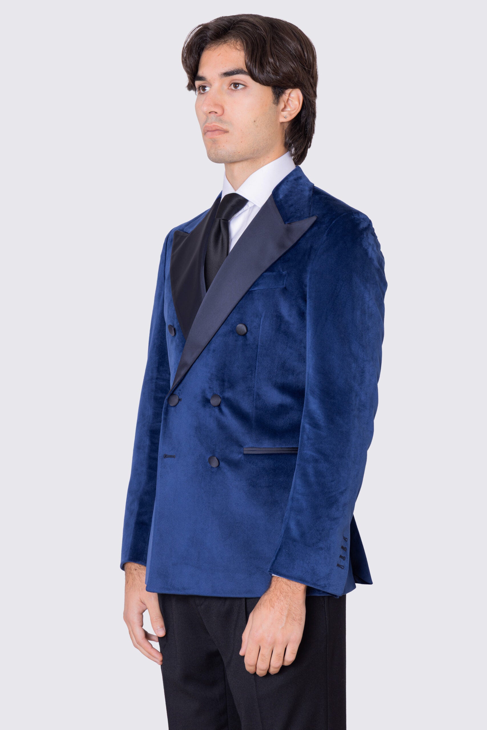 Giacca uomo Doppiopetto royal blu in velluto liscio con rever in raso blu notte sartoriale slim fit