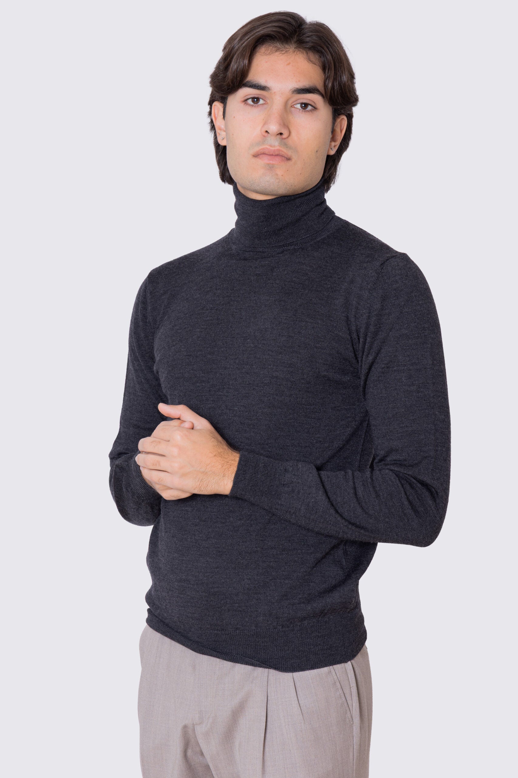 Maglioncino collo alto da uomo Grigio 100% lana merinos slim fit made in Italy