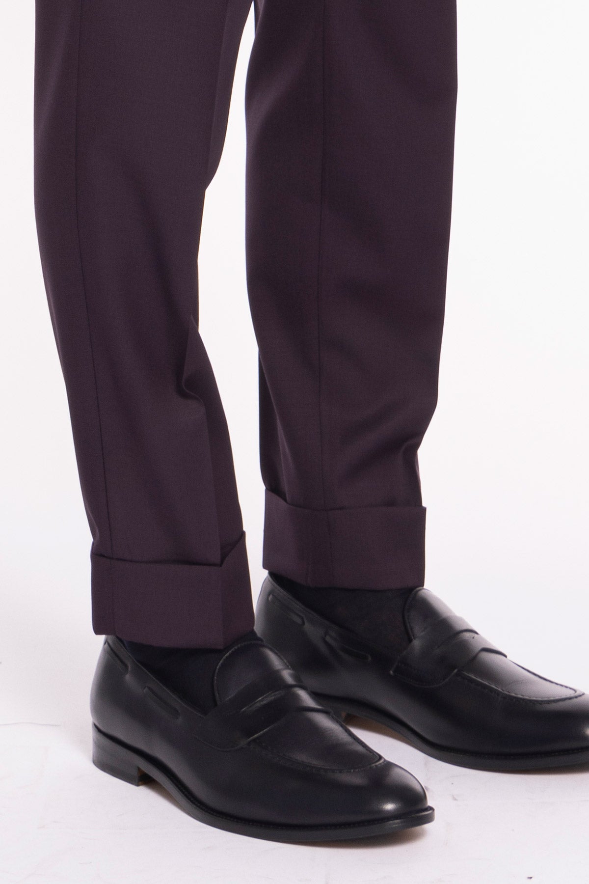 Pantalone uomo viola in fresco lana 120's Holland & Sherry vita alta doppia pinces e risvolto 5cm