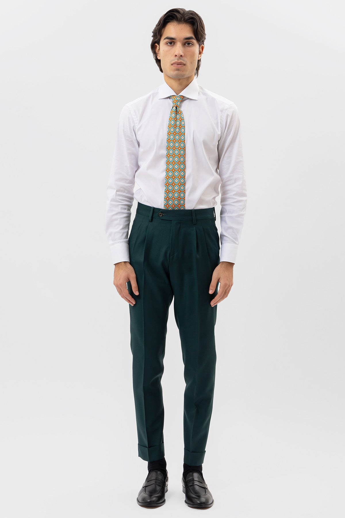 Pantalone uomo verde bottiglia in fresco lana super 140's Holland & Sherry vita alta doppia pinces e risvolto 5cm