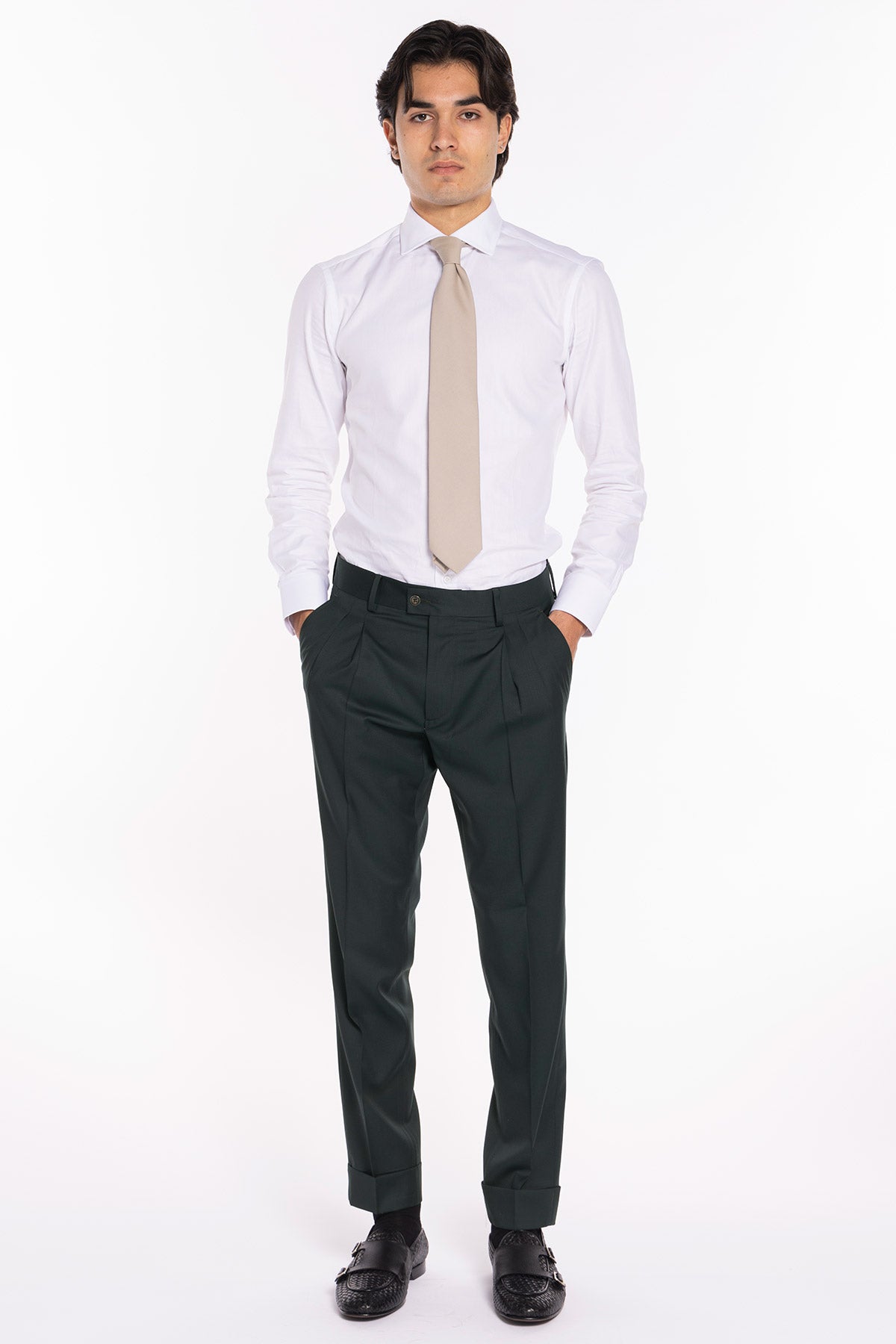 Pantalone uomo verde bottiglia scuro in fresco lana super120's Gabardine Holland & Sherry vita alta doppia pinces e risvolto 5cm