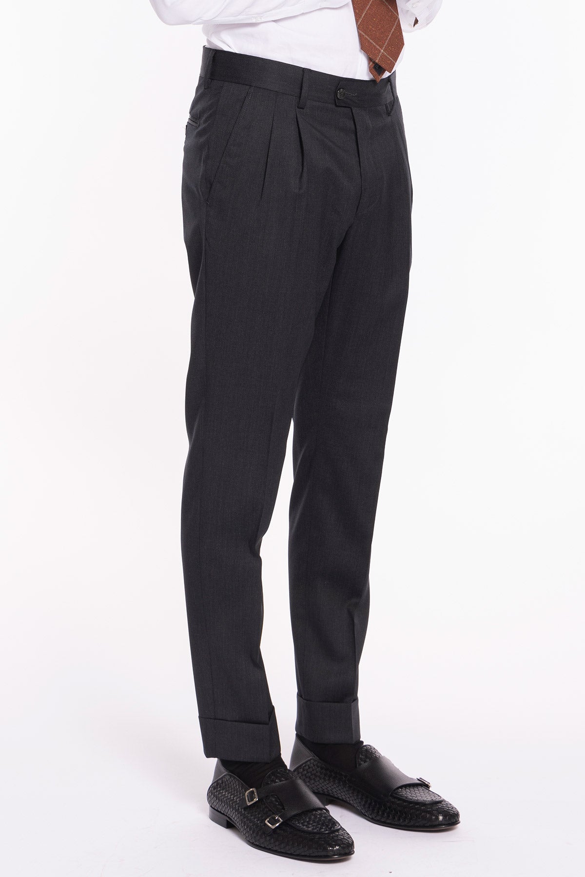 Pantalone uomo grigio scuro in fresco lana super 130's Vitale Barberis Canonico vita alta doppia pinces e risvolto 5cm