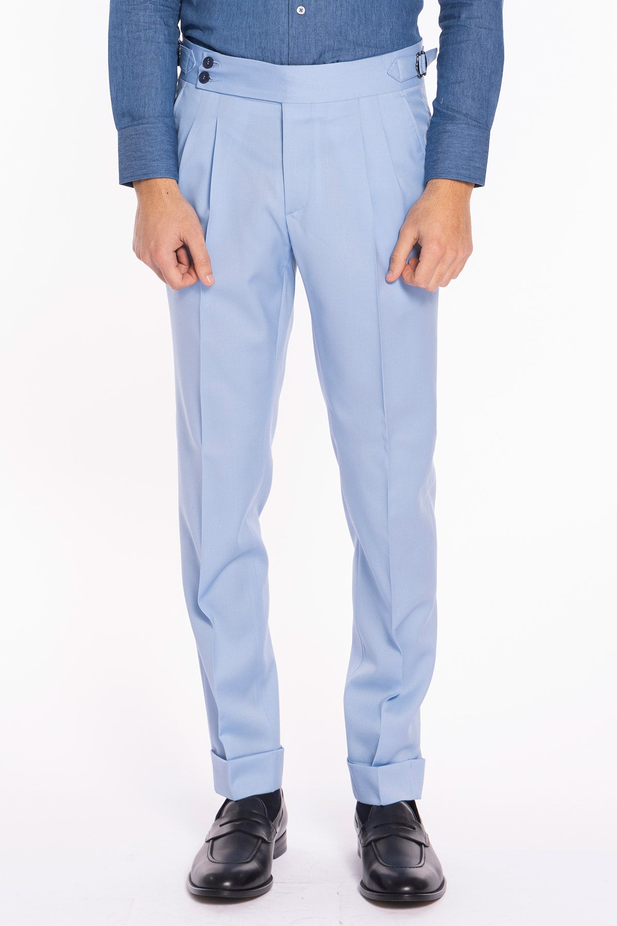 Pantalone uomo azzurro in fresco lana super 130's Bristol tessuti Napoli vita alta con fibbie laterali .
