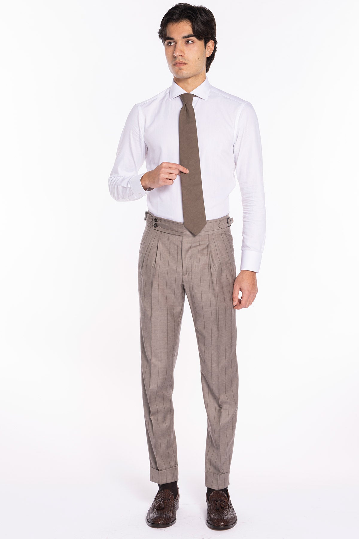 Pantalone uomo beige gessato in fresco lana super 150's Bristol tessuti Napoli vita alta con fibbie laterali